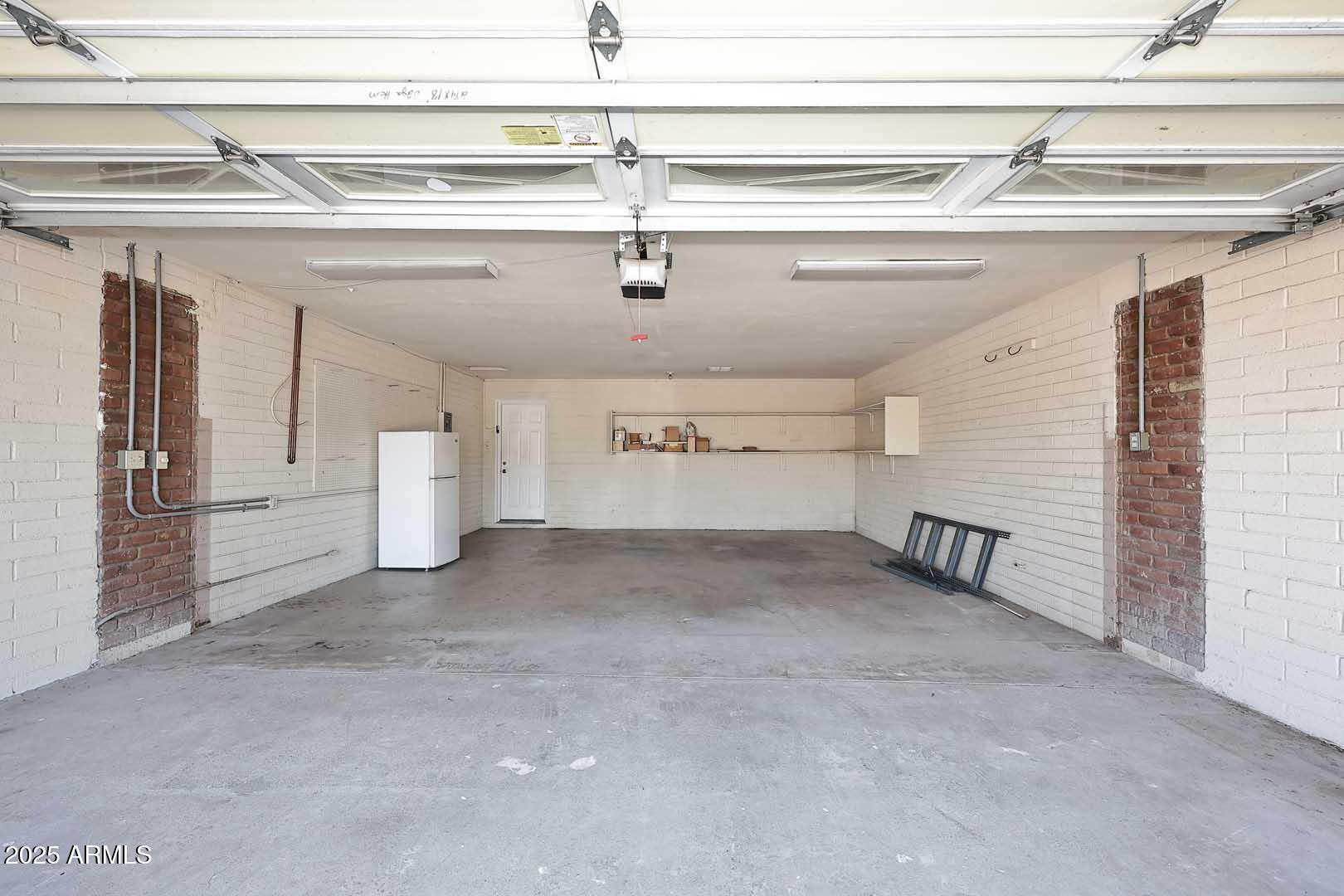 4211 E STANFORD Drive