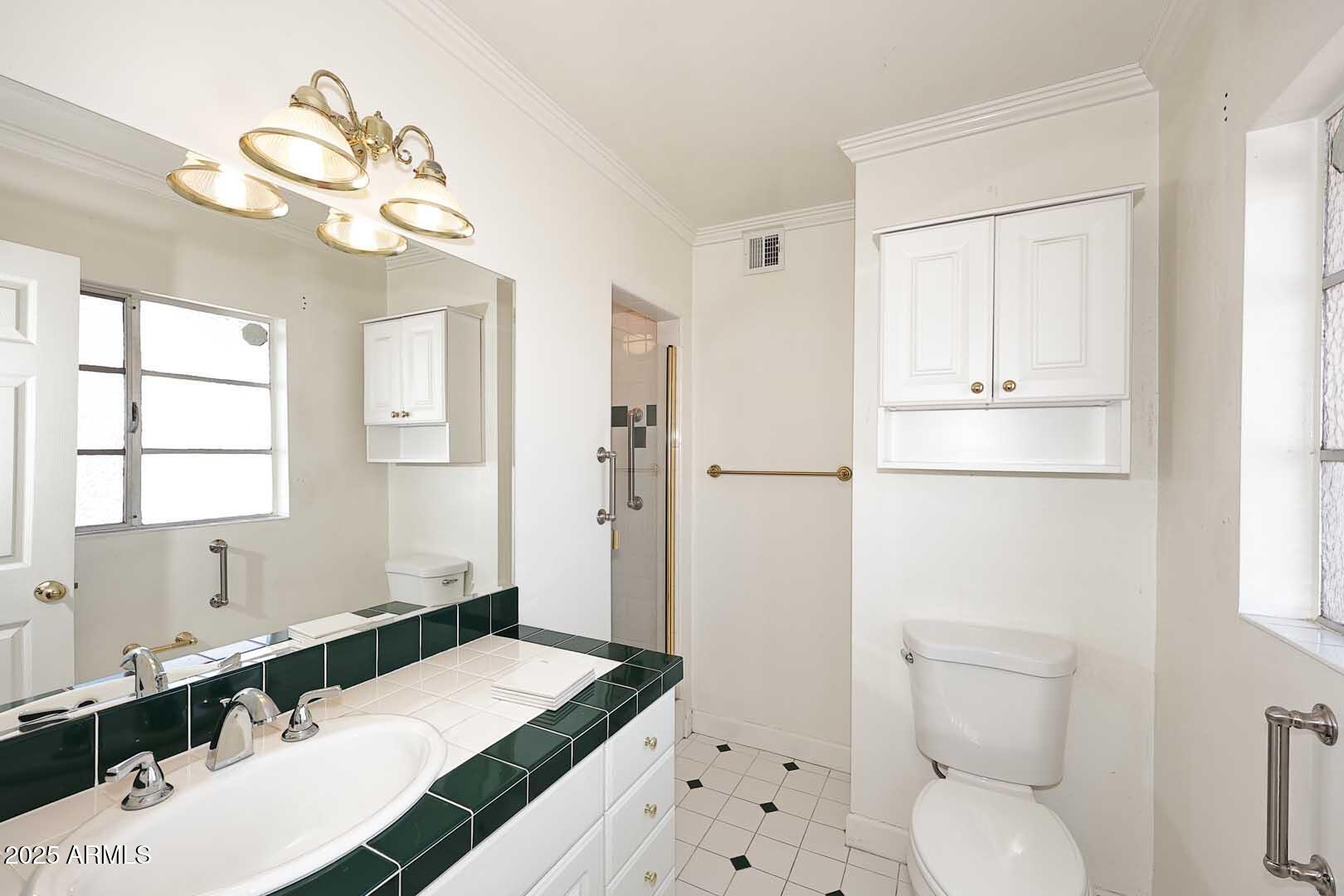 4211 E STANFORD Drive