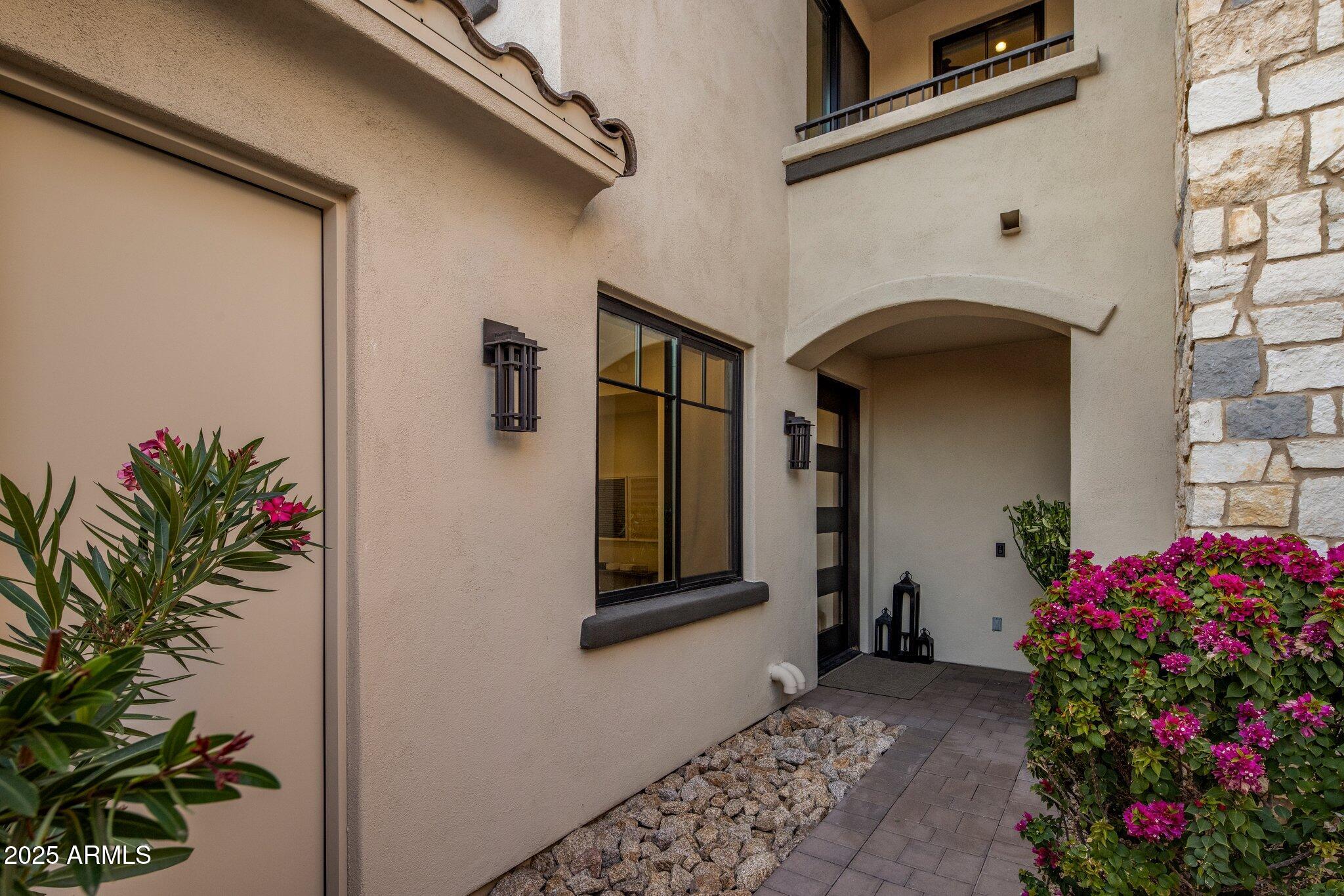 6500 E CAMELBACK Road, 1010