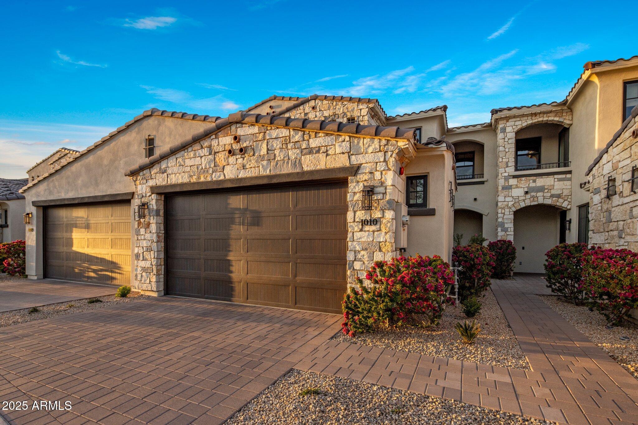 6500 E CAMELBACK Road, 1010