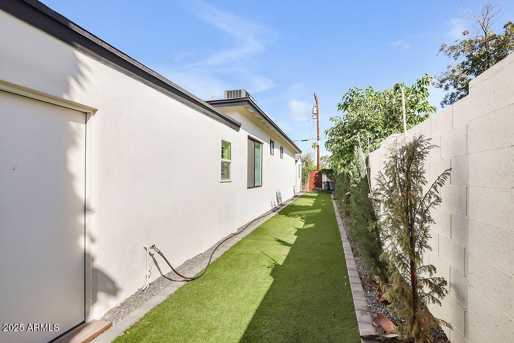 4102 E PINCHOT Avenue, Phoenix