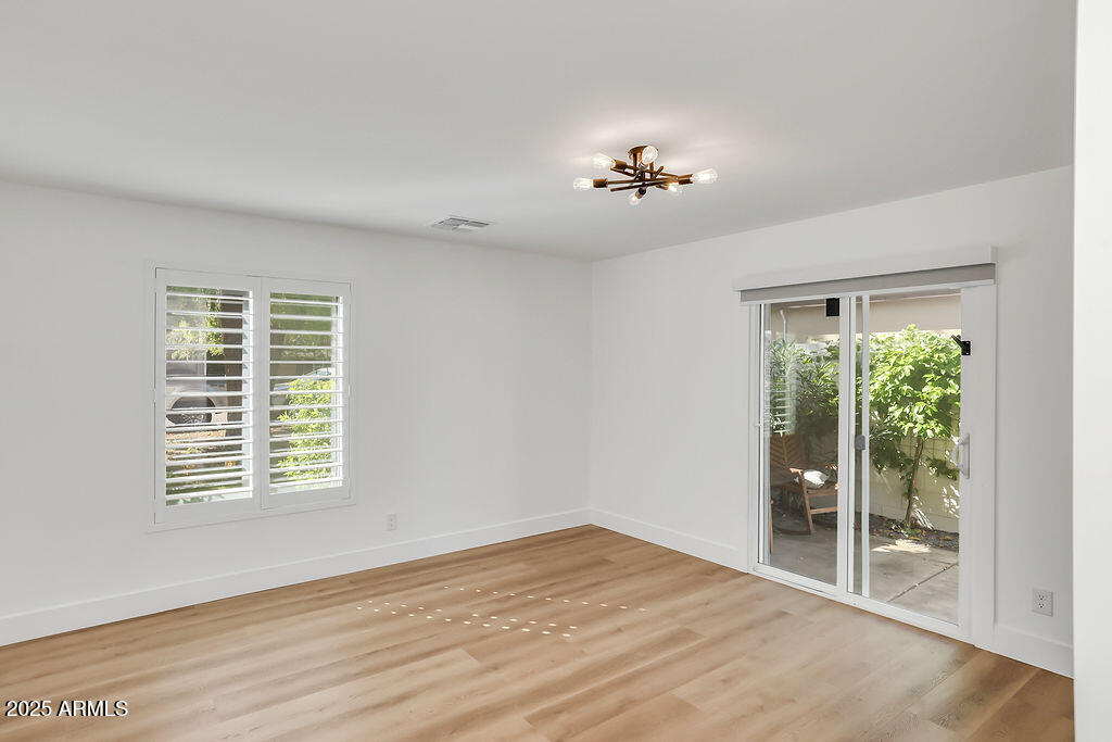 4102 E PINCHOT Avenue, Phoenix