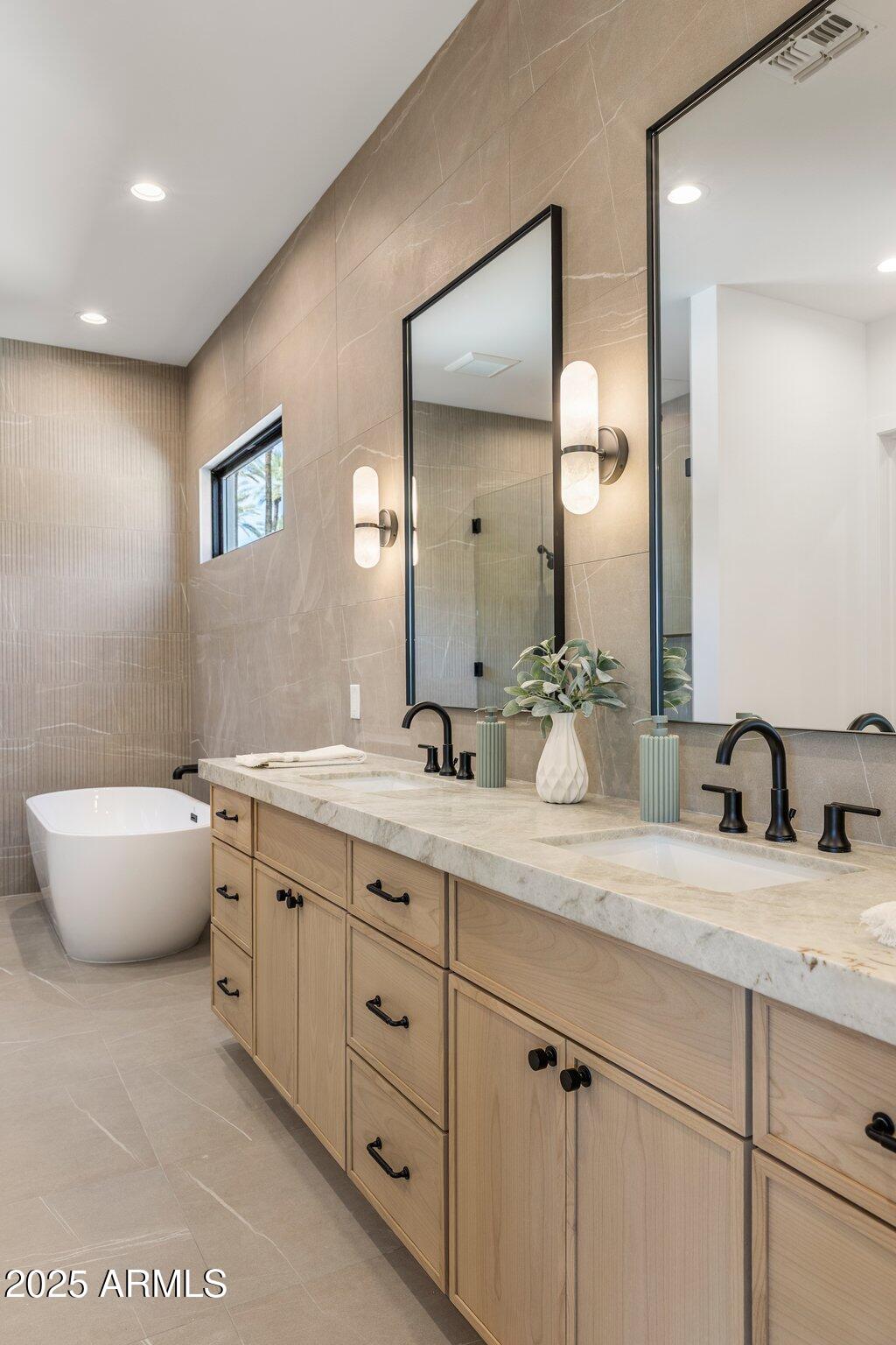 4307 E SELLS Drive, Phoenix