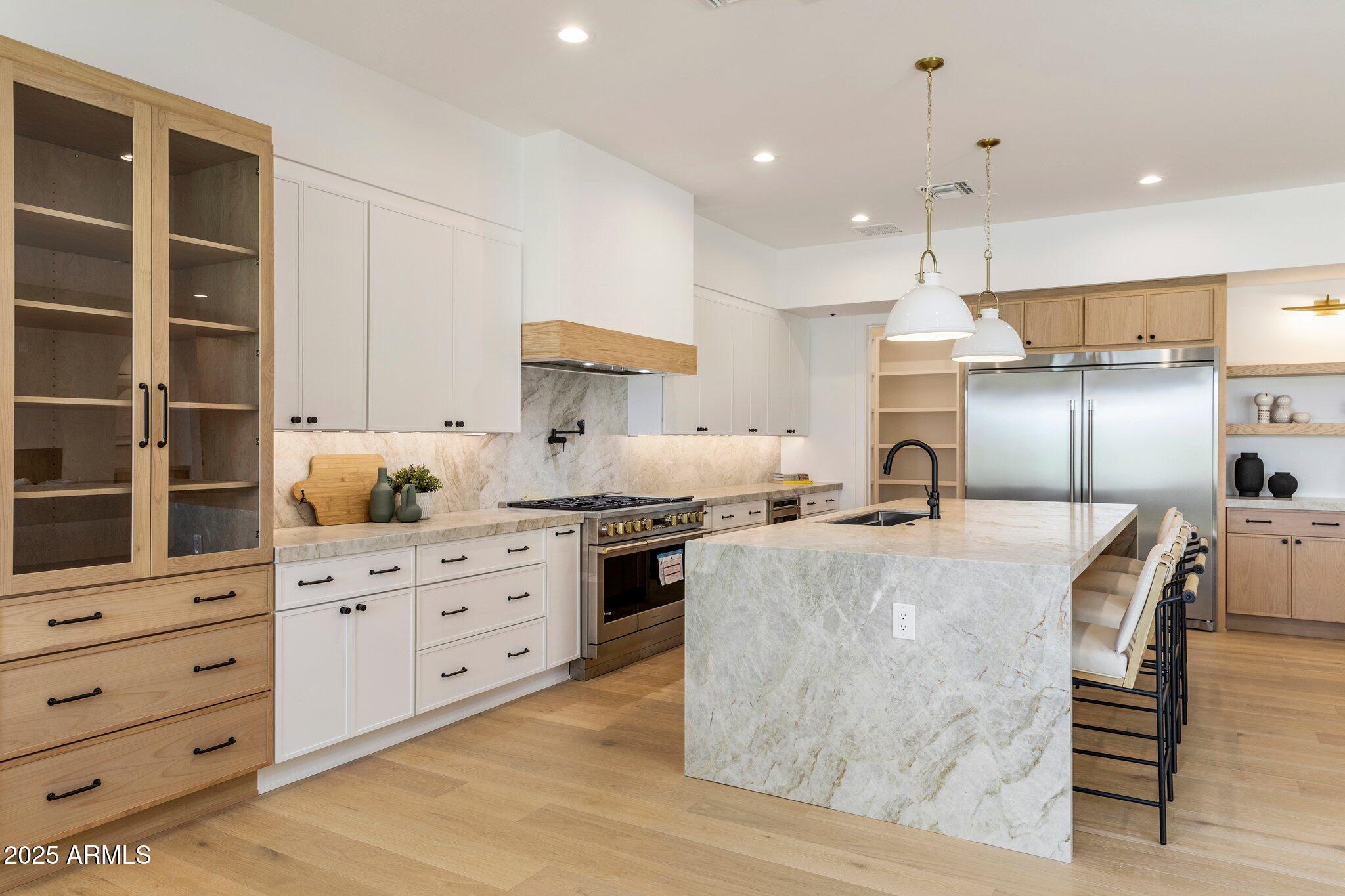 4307 E SELLS Drive, Phoenix