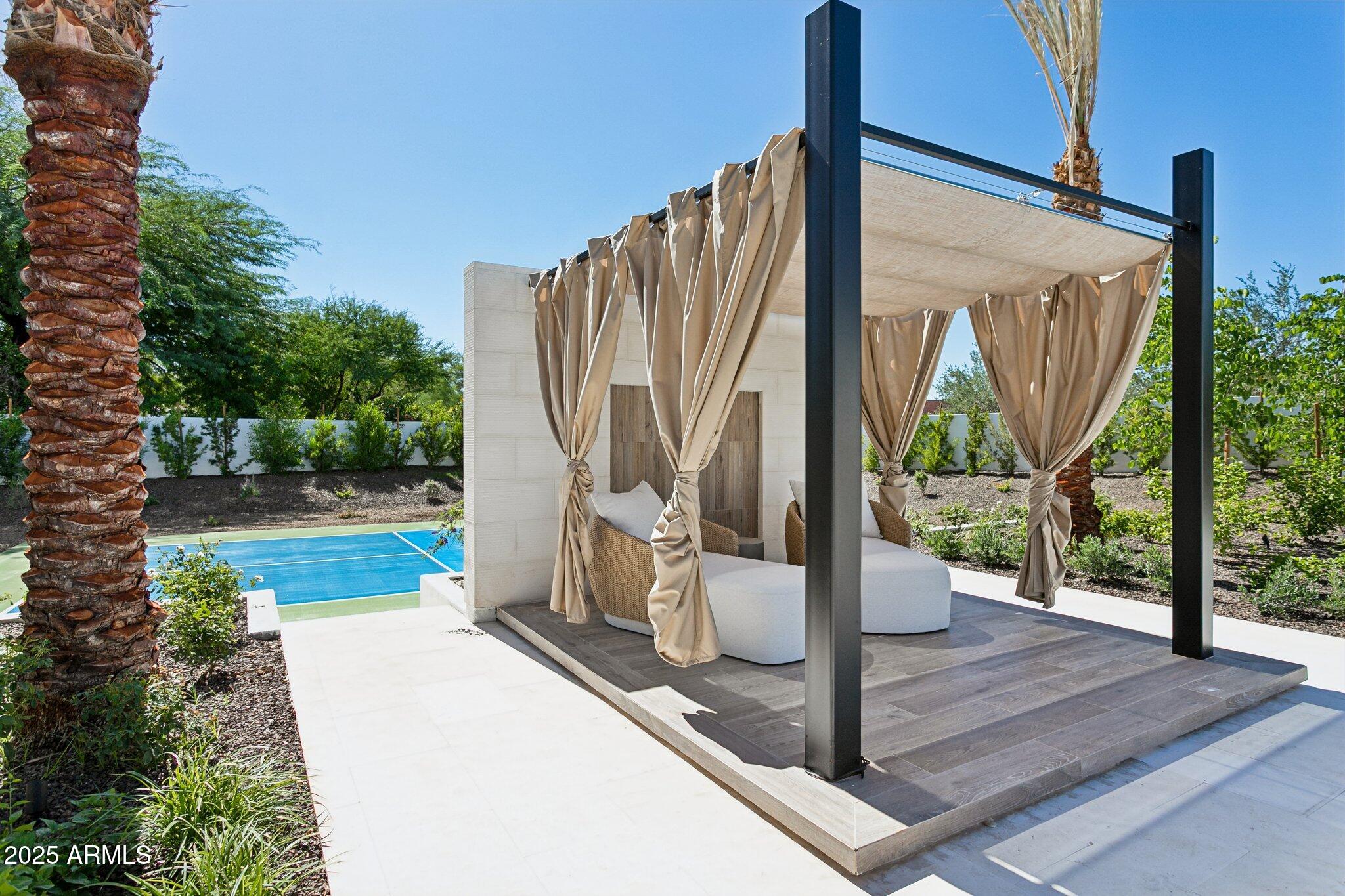 4534 E PEBBLE RIDGE Road, Paradise Valley