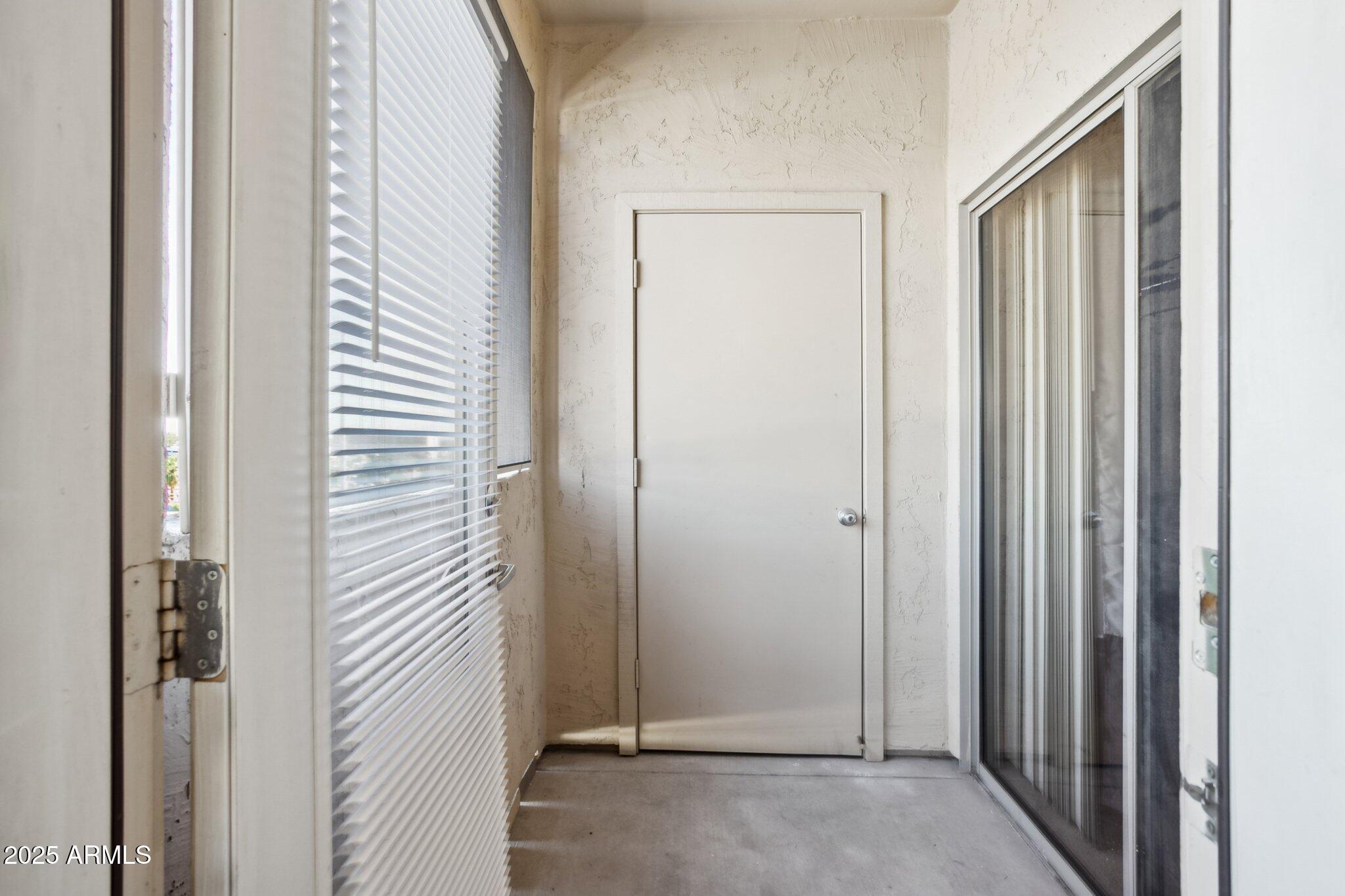 9820 N CENTRAL Avenue, 317