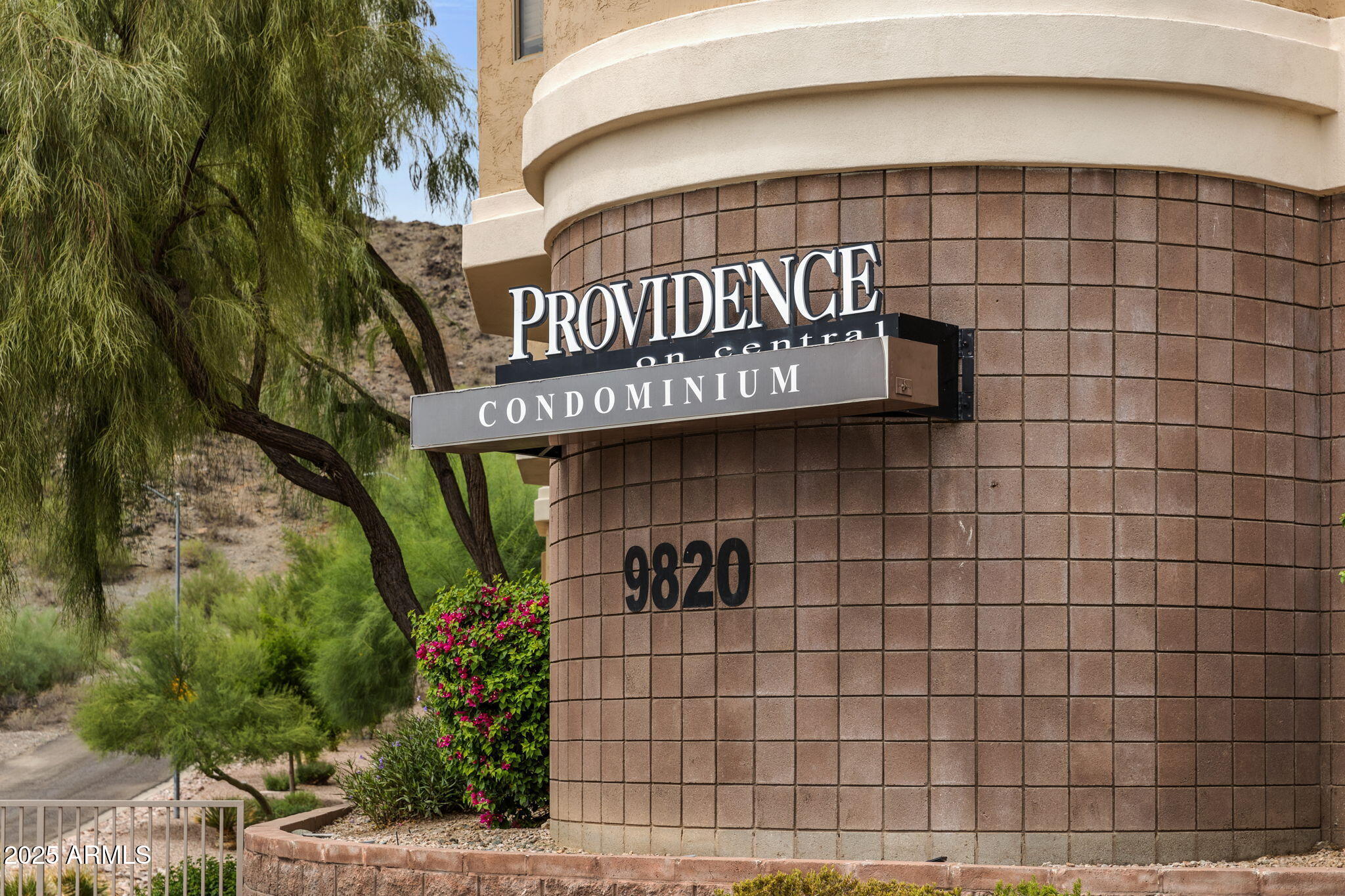 9820 N CENTRAL Avenue, 317