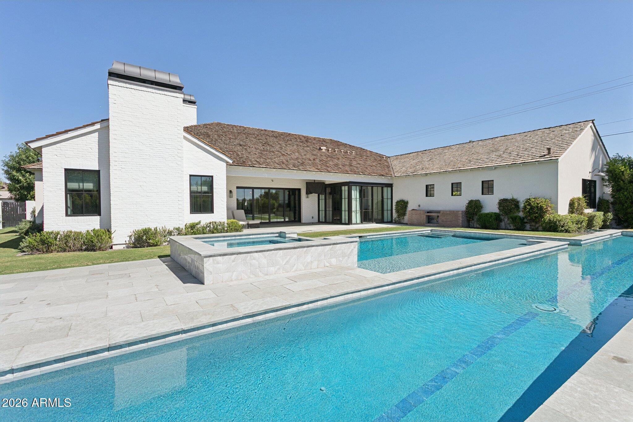 6333 E LAFAYETTE Boulevard