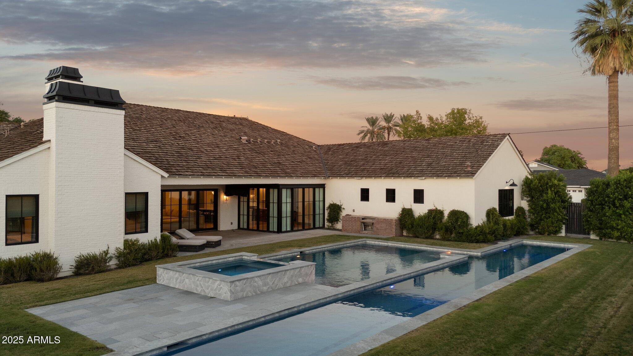 6333 E LAFAYETTE Boulevard