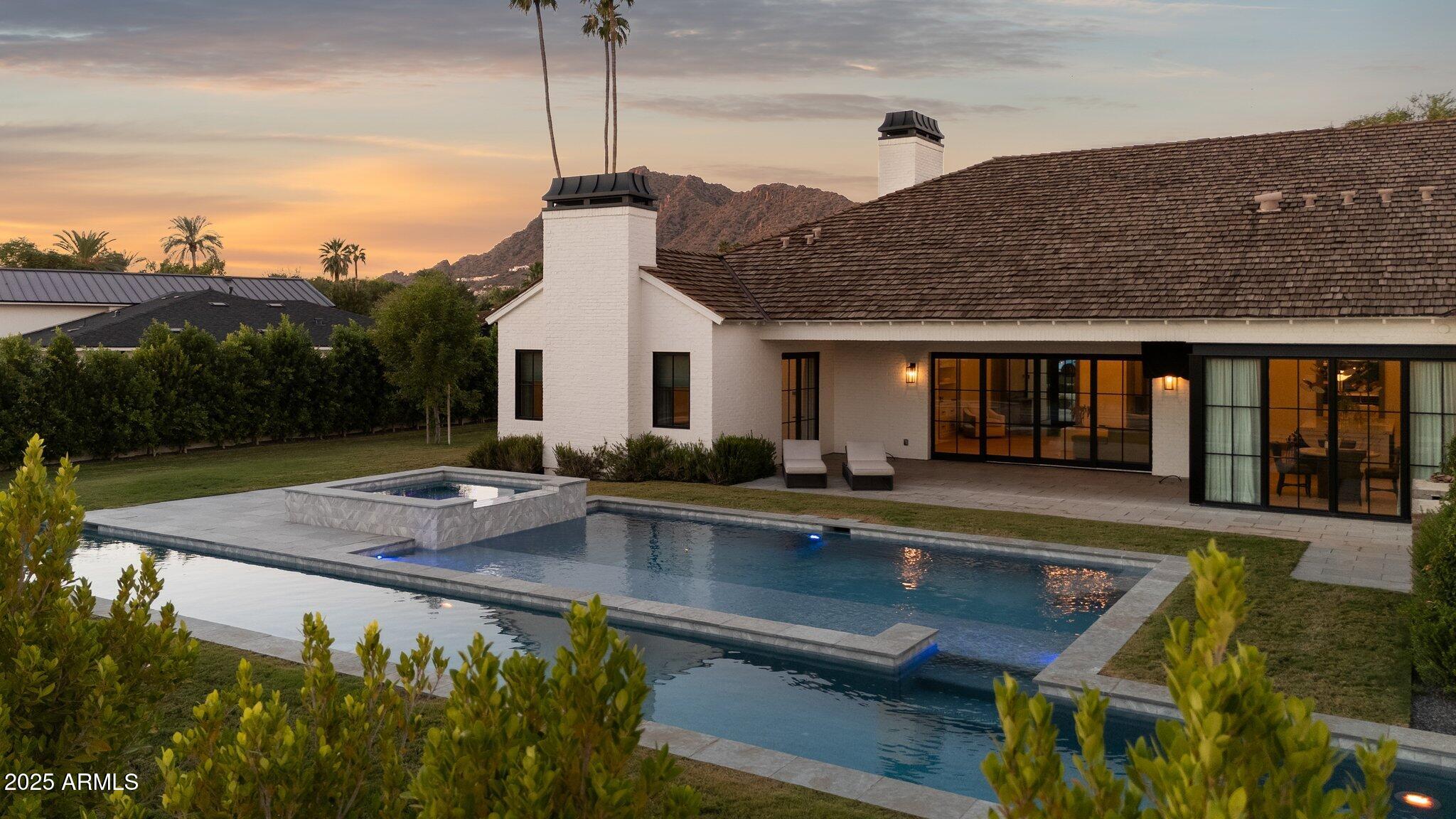 6333 E LAFAYETTE Boulevard