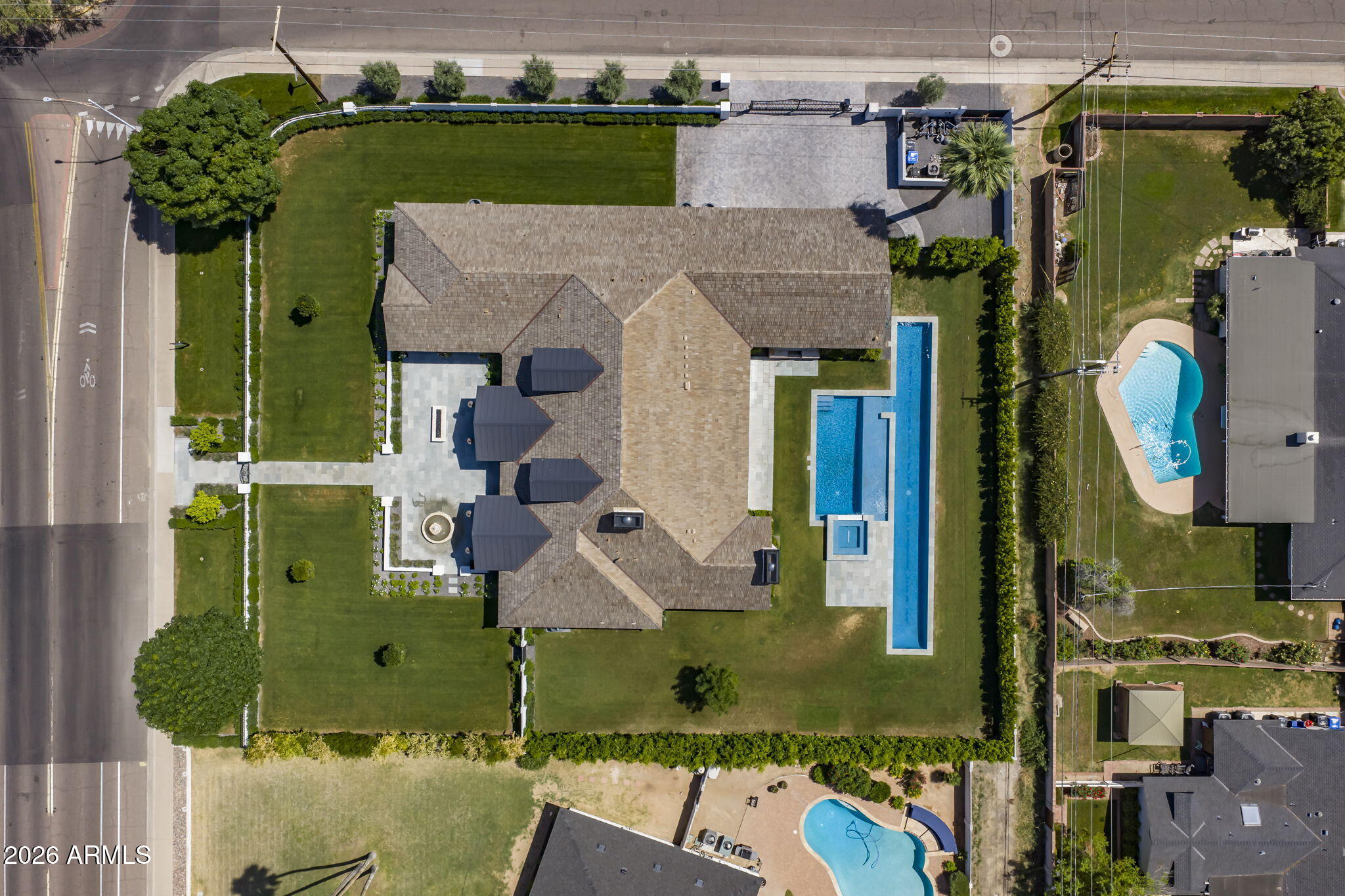 6333 E LAFAYETTE Boulevard