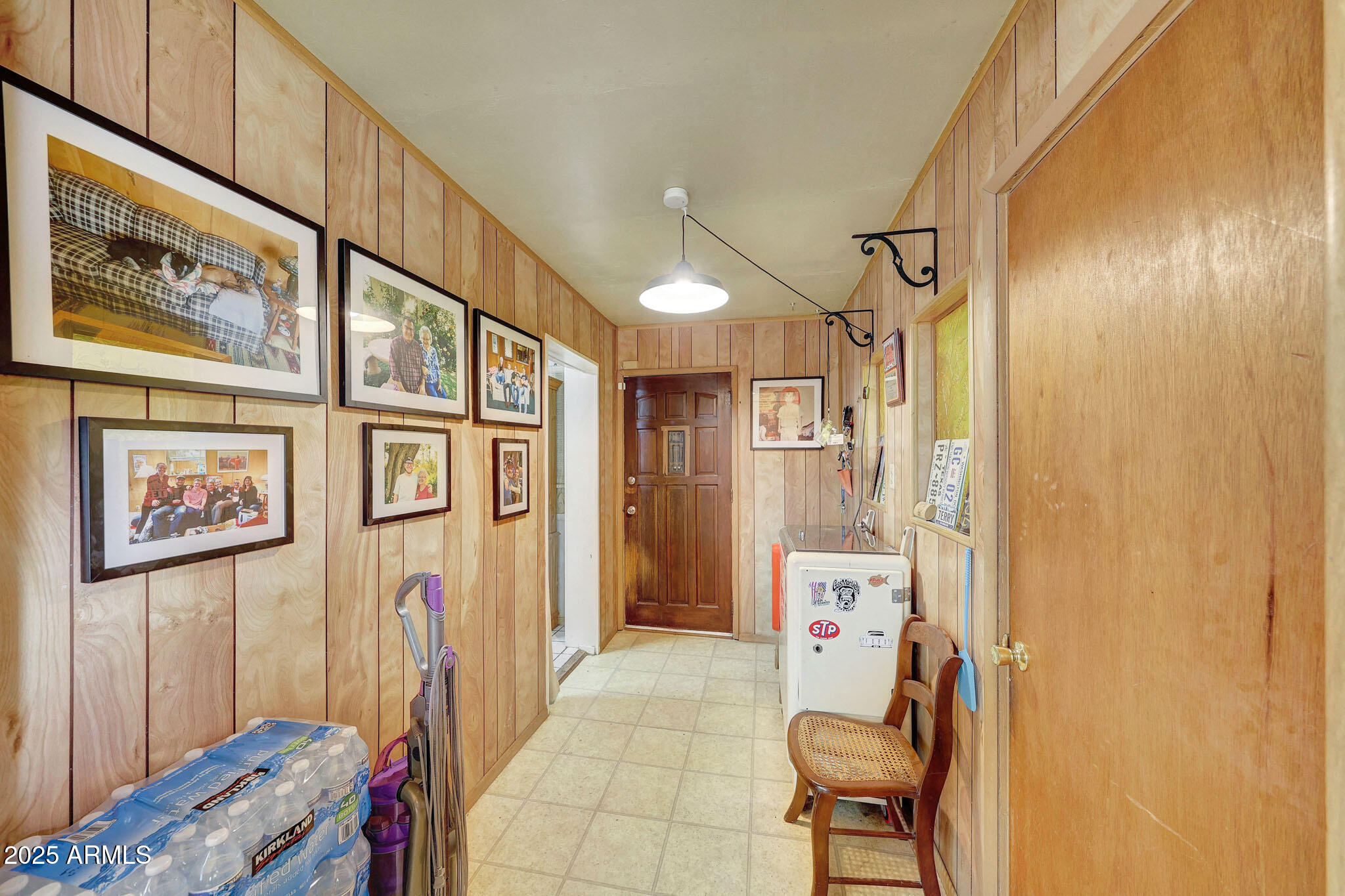 2917 E HIGHLAND Avenue