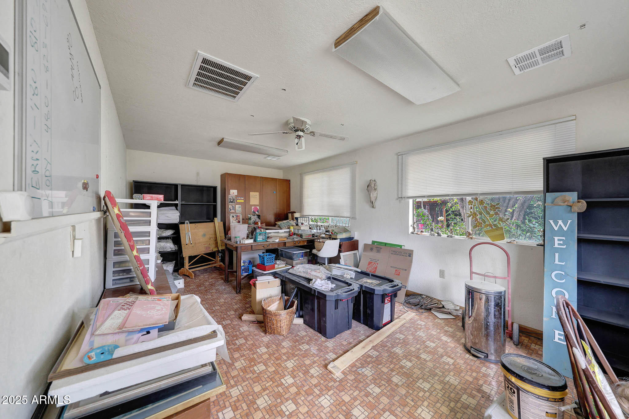 2917 E HIGHLAND Avenue