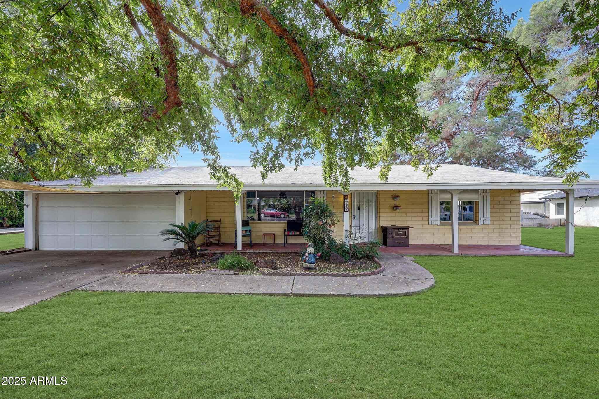 2917 E HIGHLAND Avenue