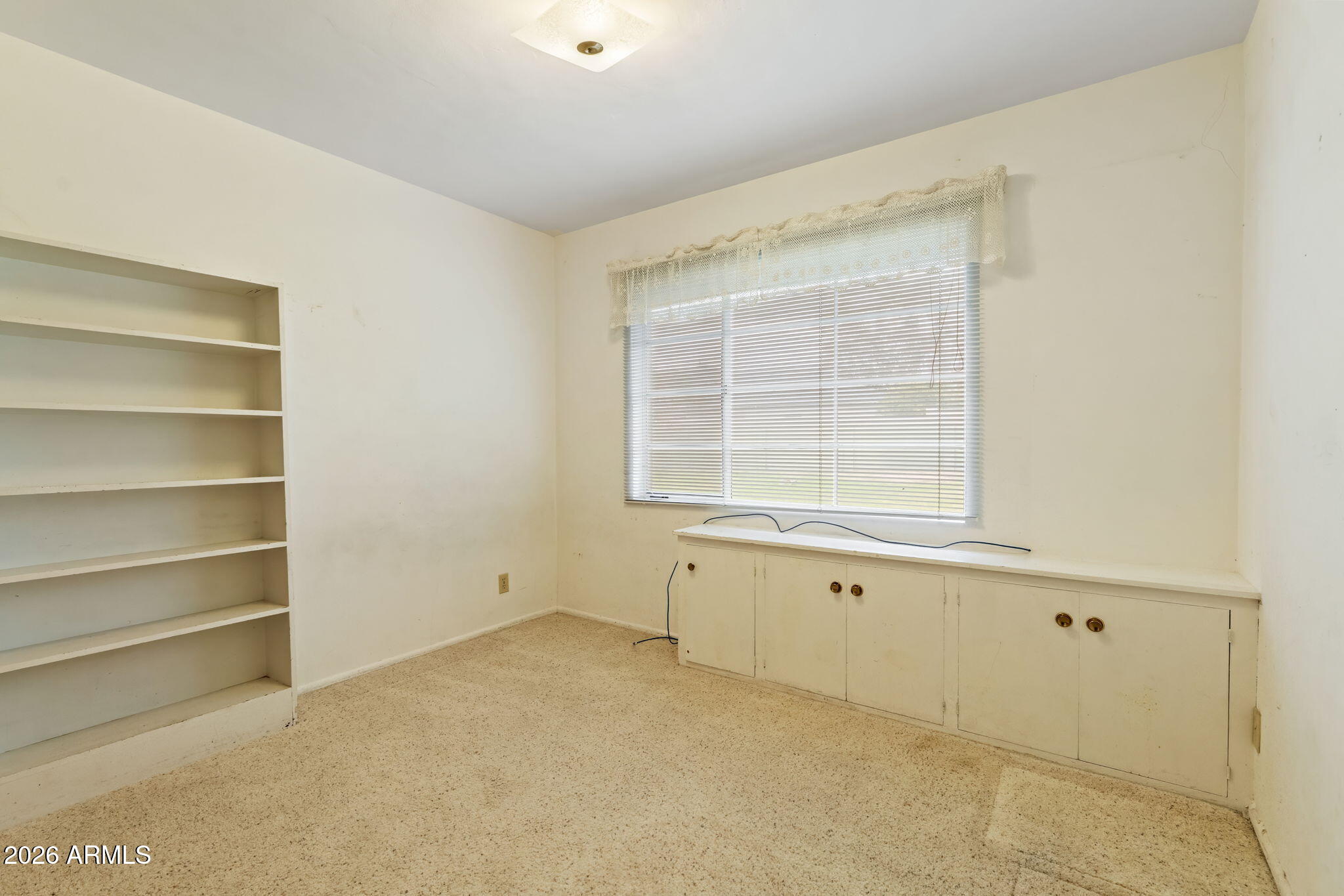 3502 E PASADENA Avenue