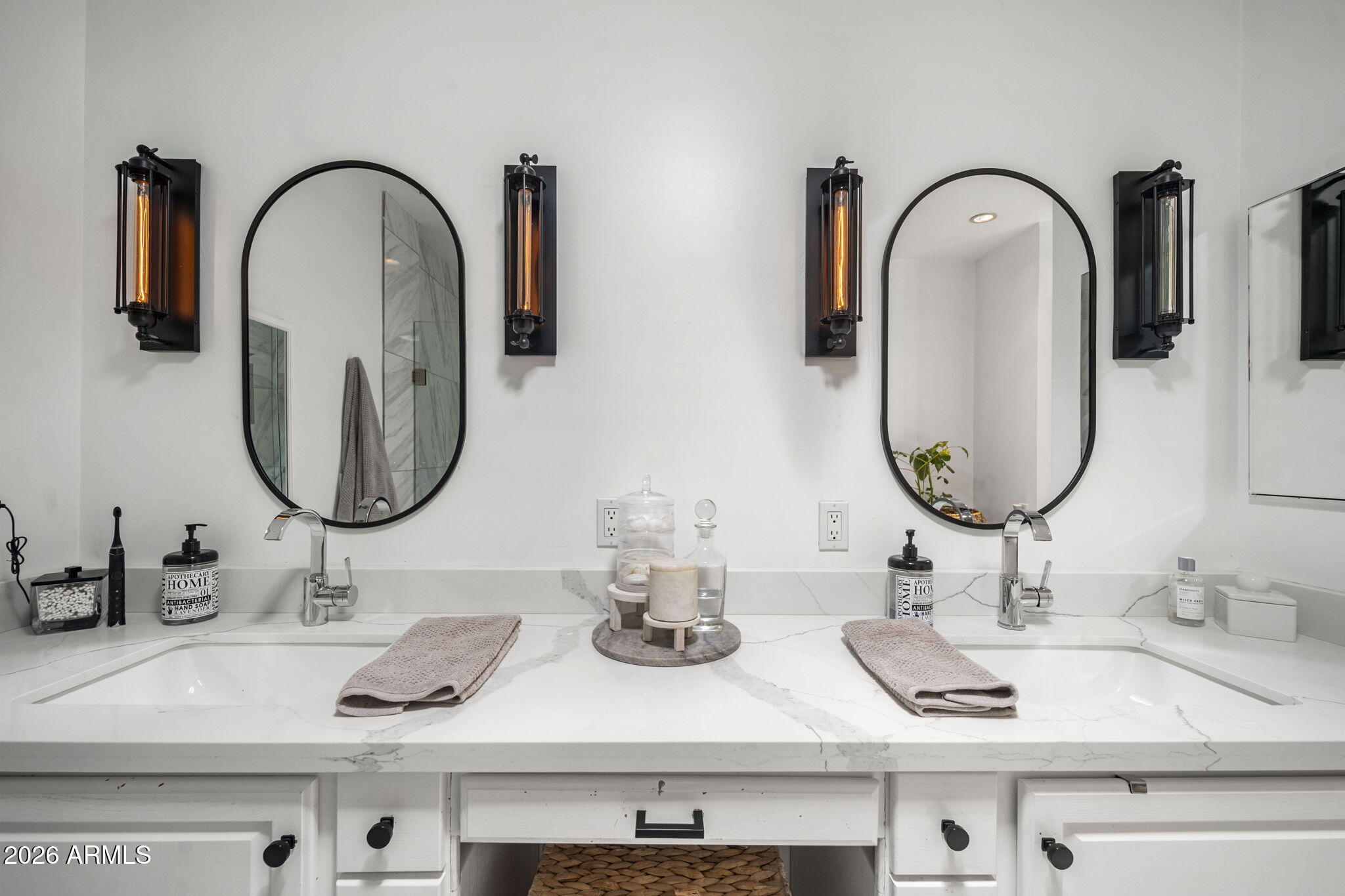 4215 E FLOWER Street