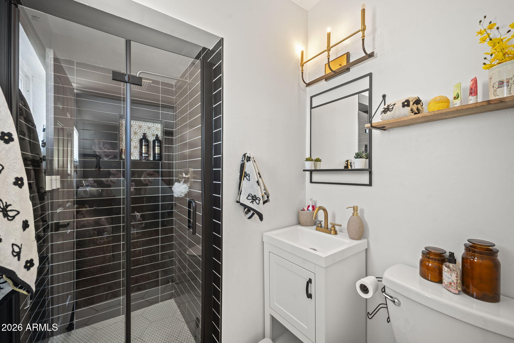 4215 E FLOWER Street