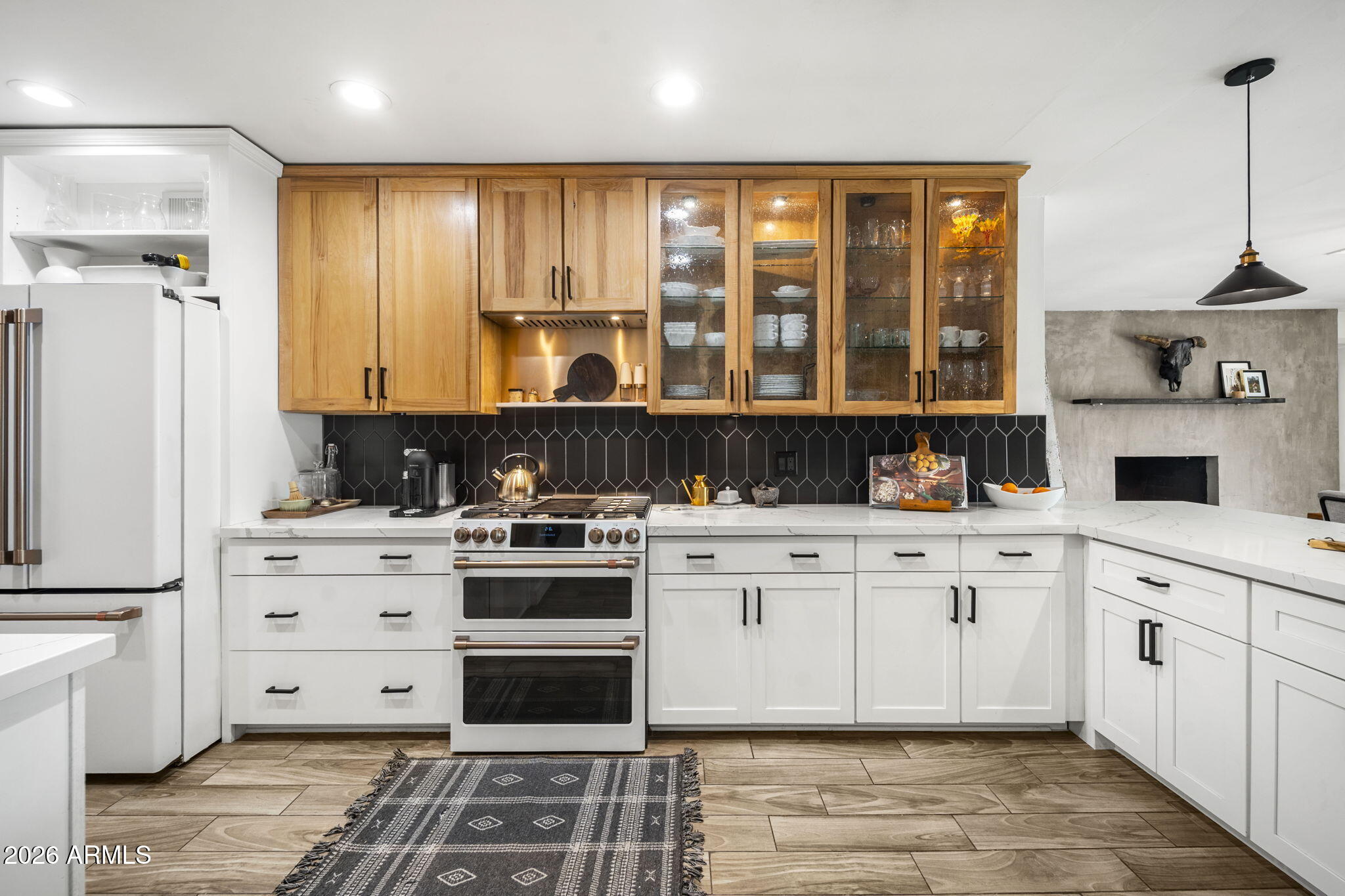 4215 E FLOWER Street