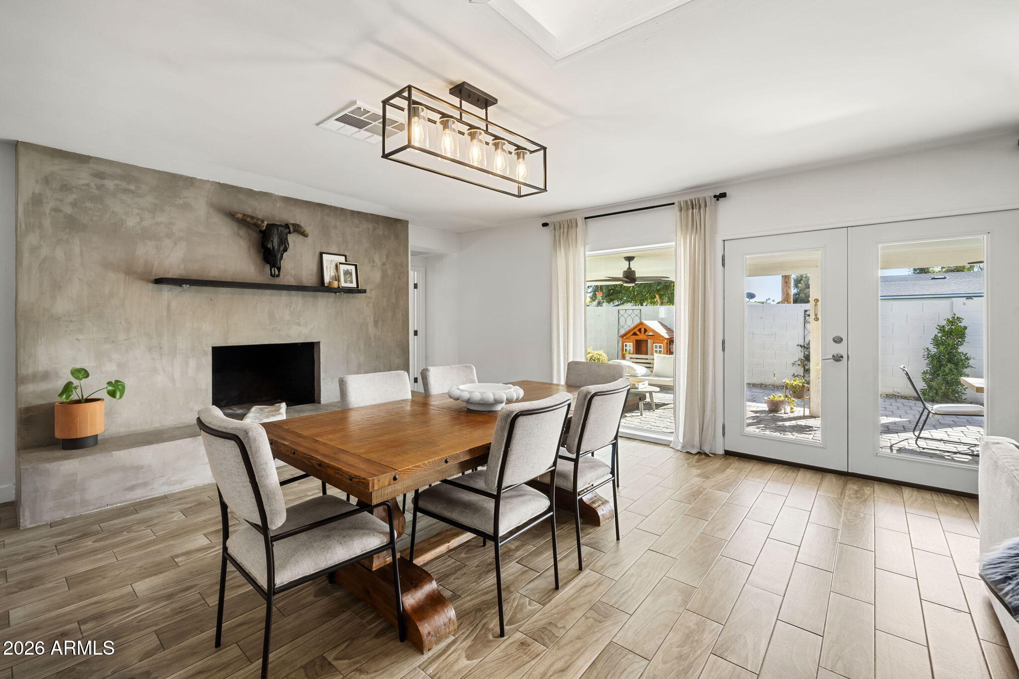 4215 E FLOWER Street