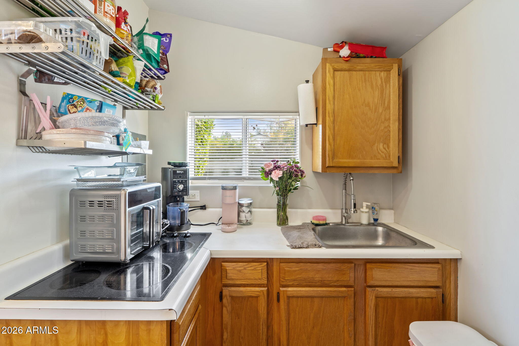 3215 E MISSOURI Avenue