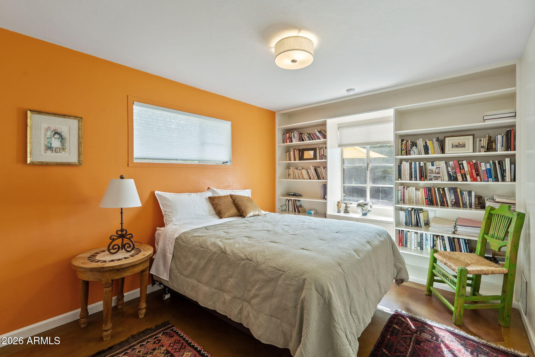 3215 E MISSOURI Avenue