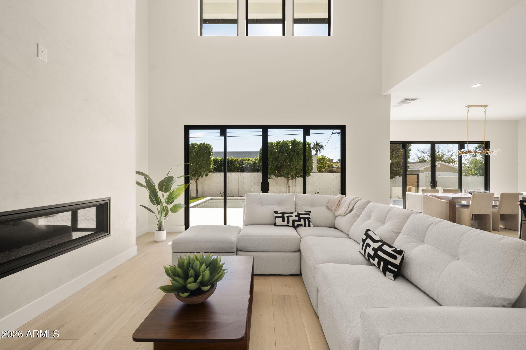 4227 E CAMPBELL Avenue