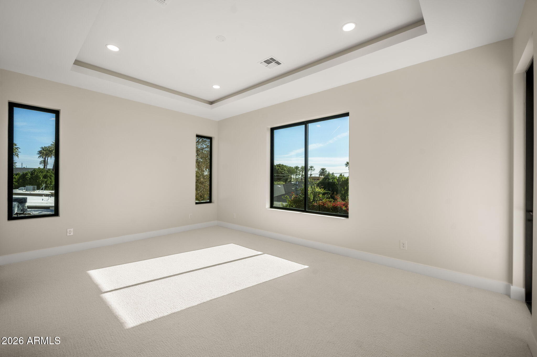 4227 E CAMPBELL Avenue