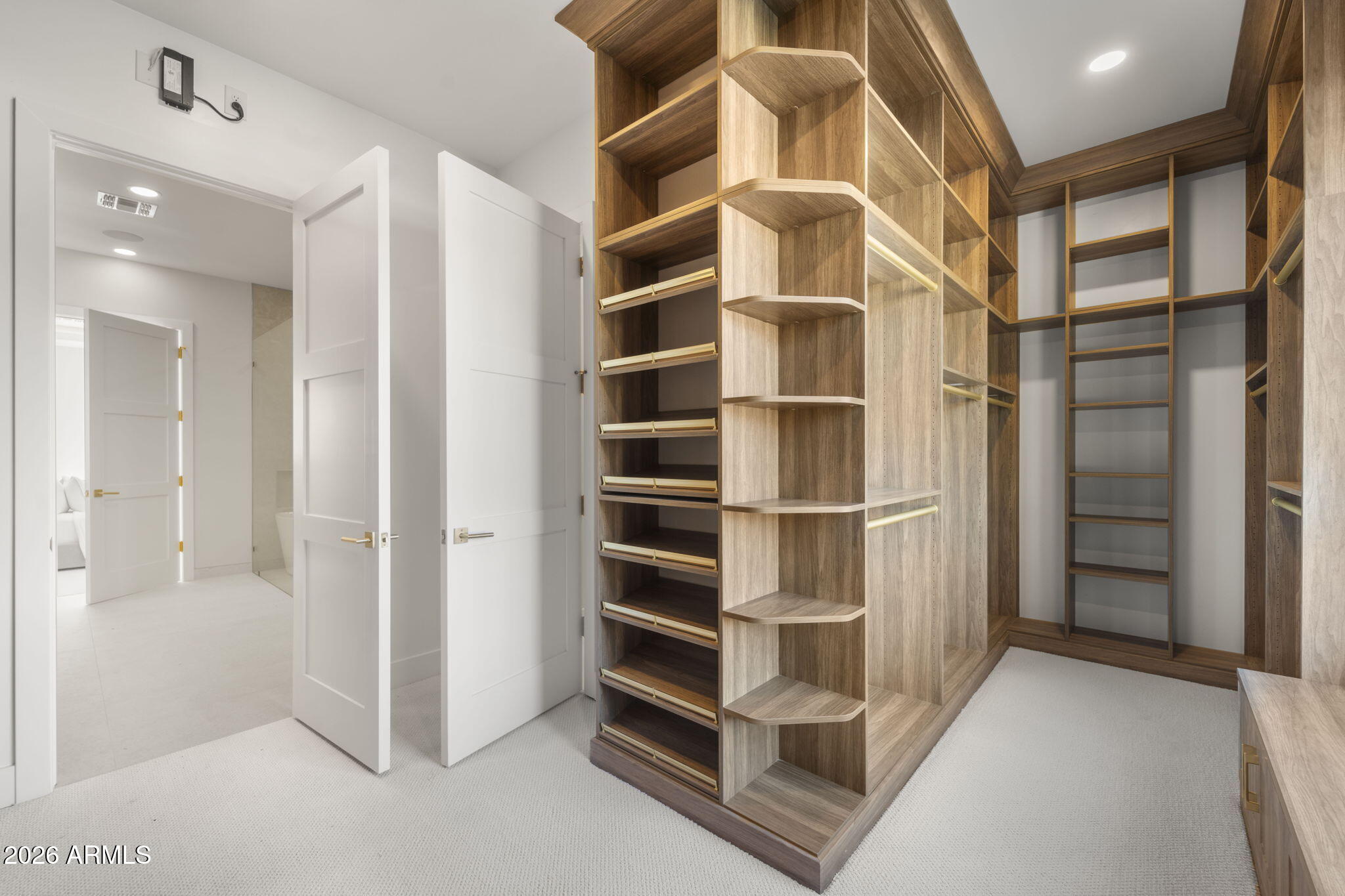 4227 E CAMPBELL Avenue