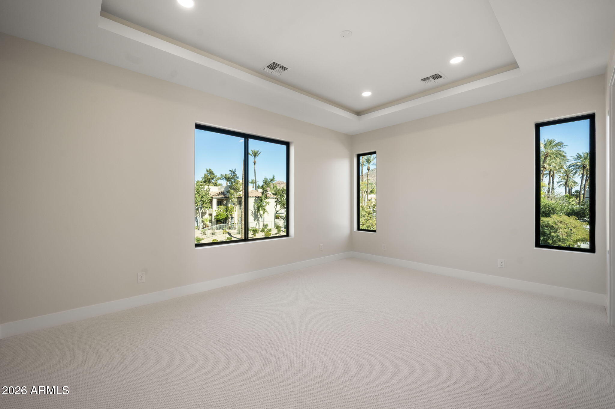 4227 E CAMPBELL Avenue