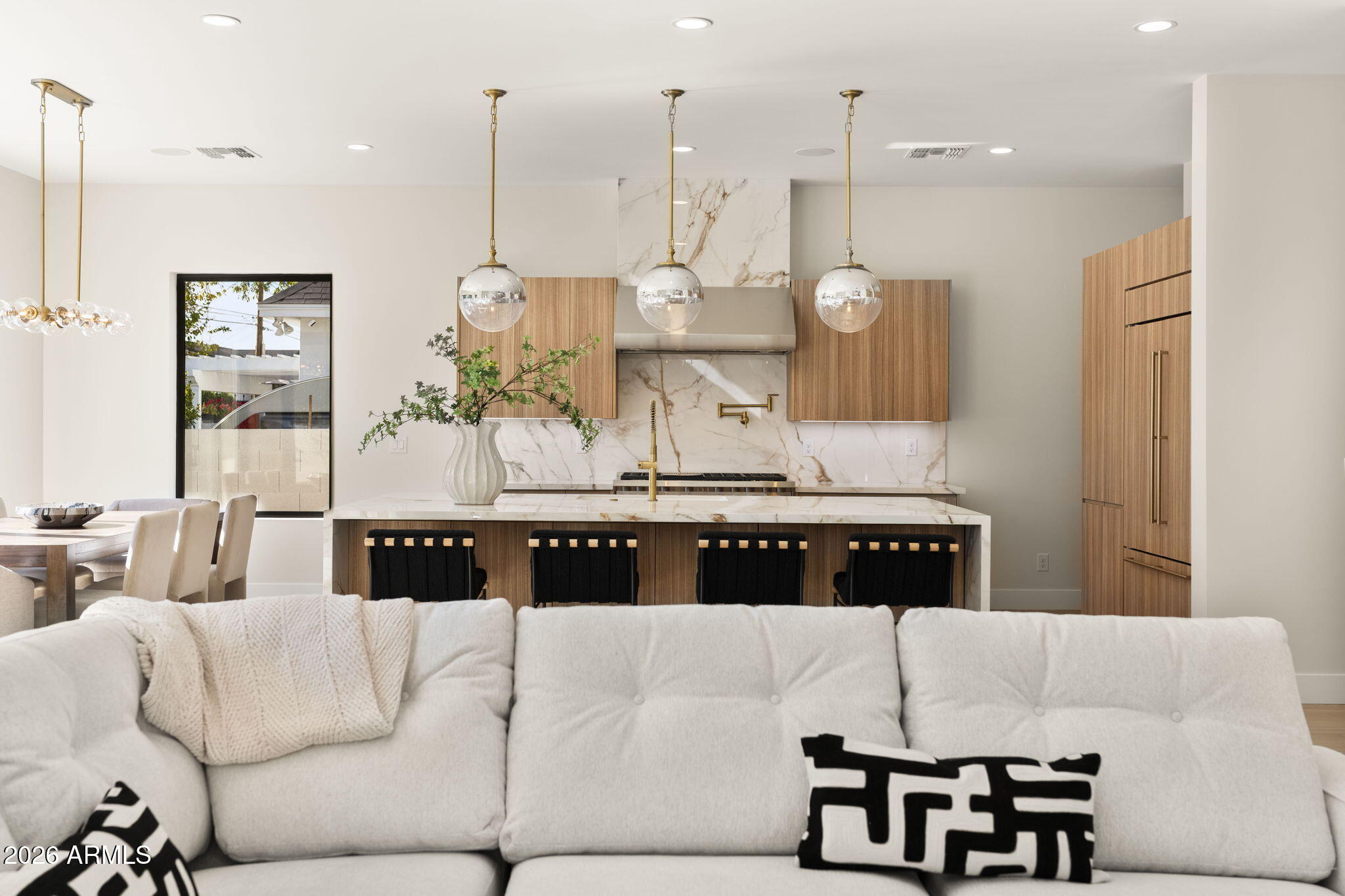 4227 E CAMPBELL Avenue