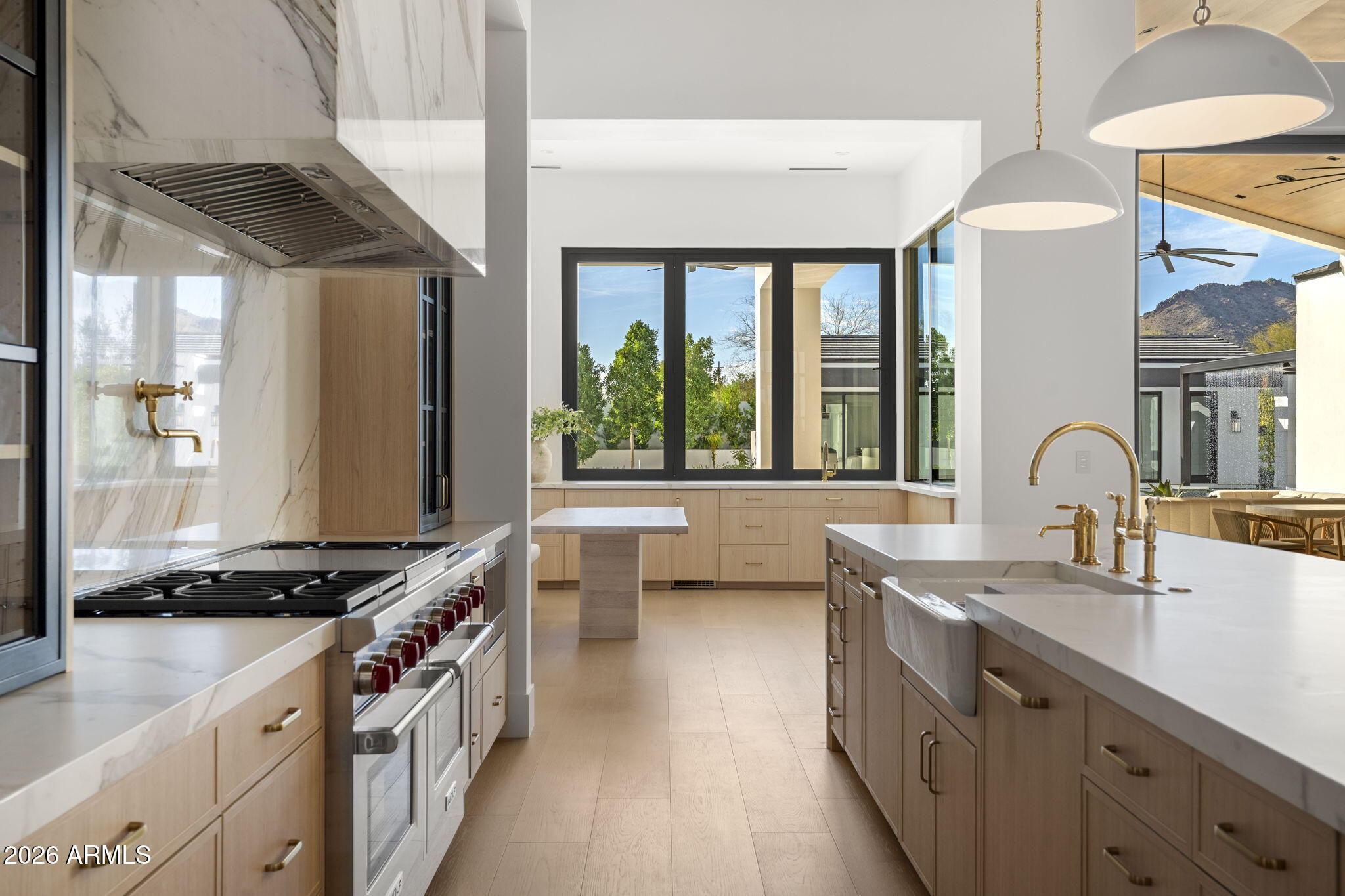 4534 E PEBBLE RIDGE Road