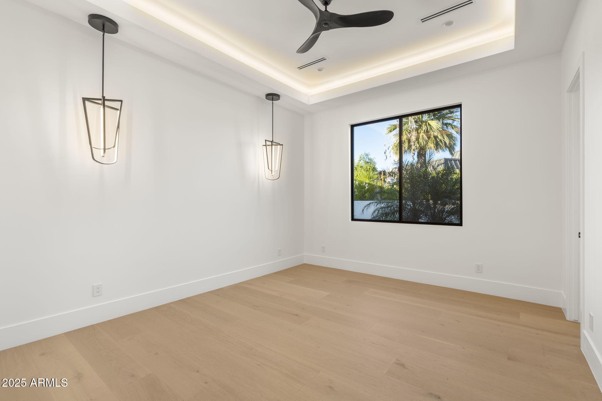 4534 E PEBBLE RIDGE Road