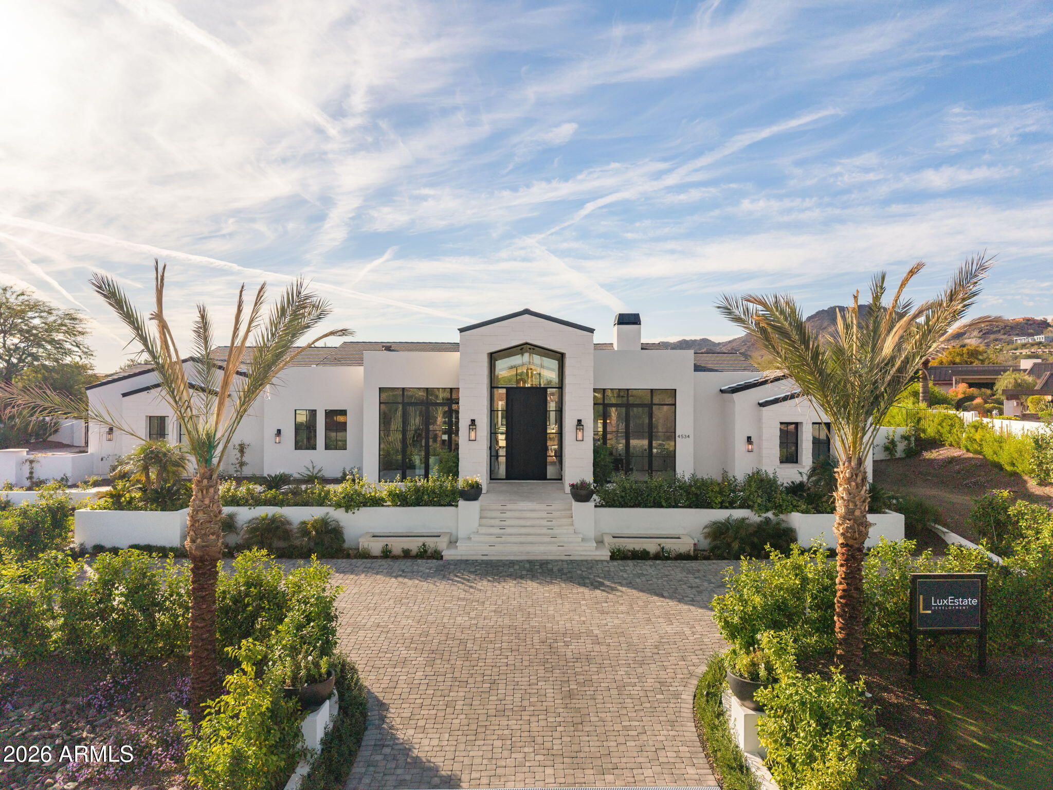 4534 E PEBBLE RIDGE Road