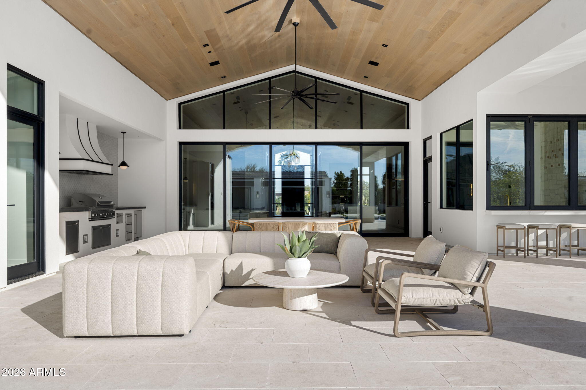 4534 E PEBBLE RIDGE Road