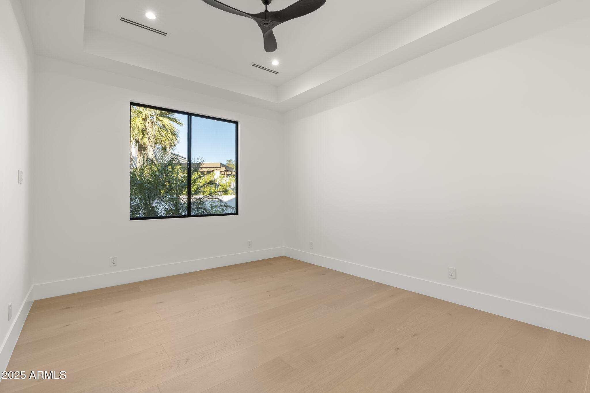 4534 E PEBBLE RIDGE Road