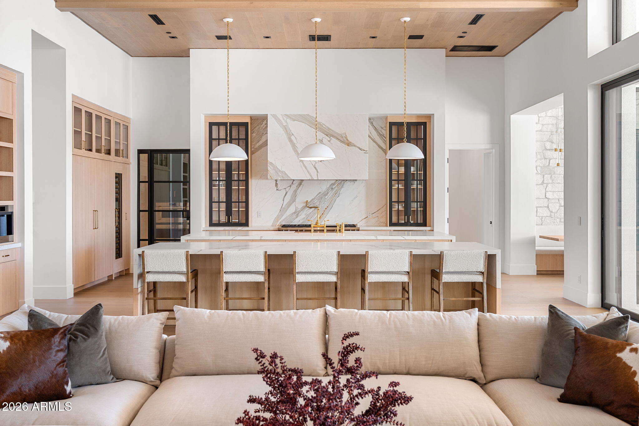 4534 E PEBBLE RIDGE Road