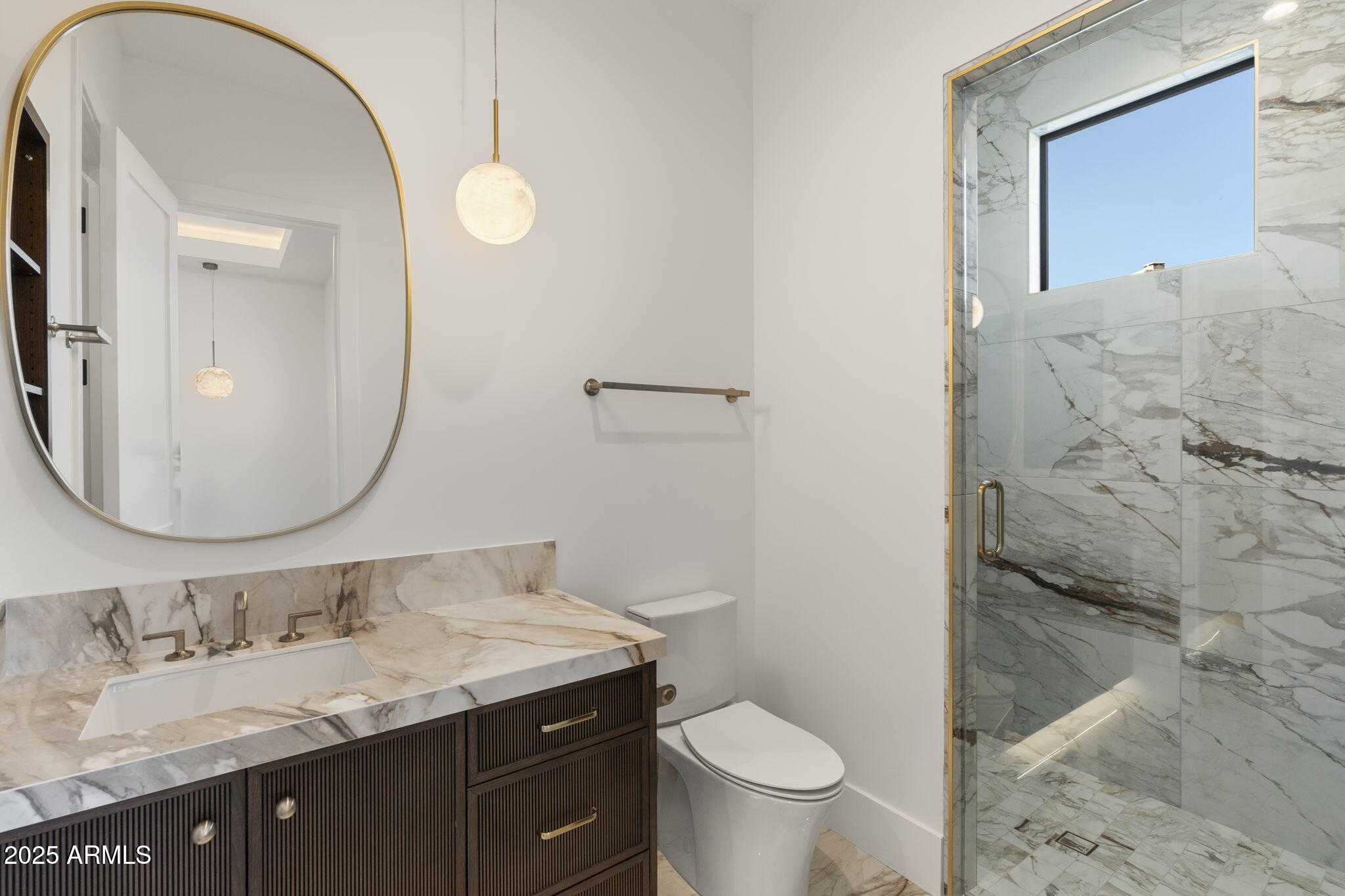 4534 E PEBBLE RIDGE Road