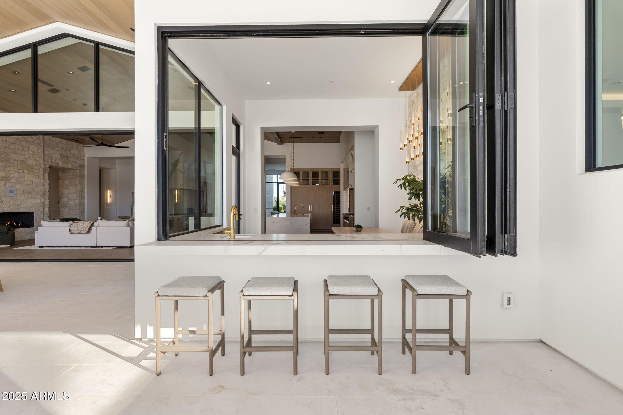 4534 E PEBBLE RIDGE Road