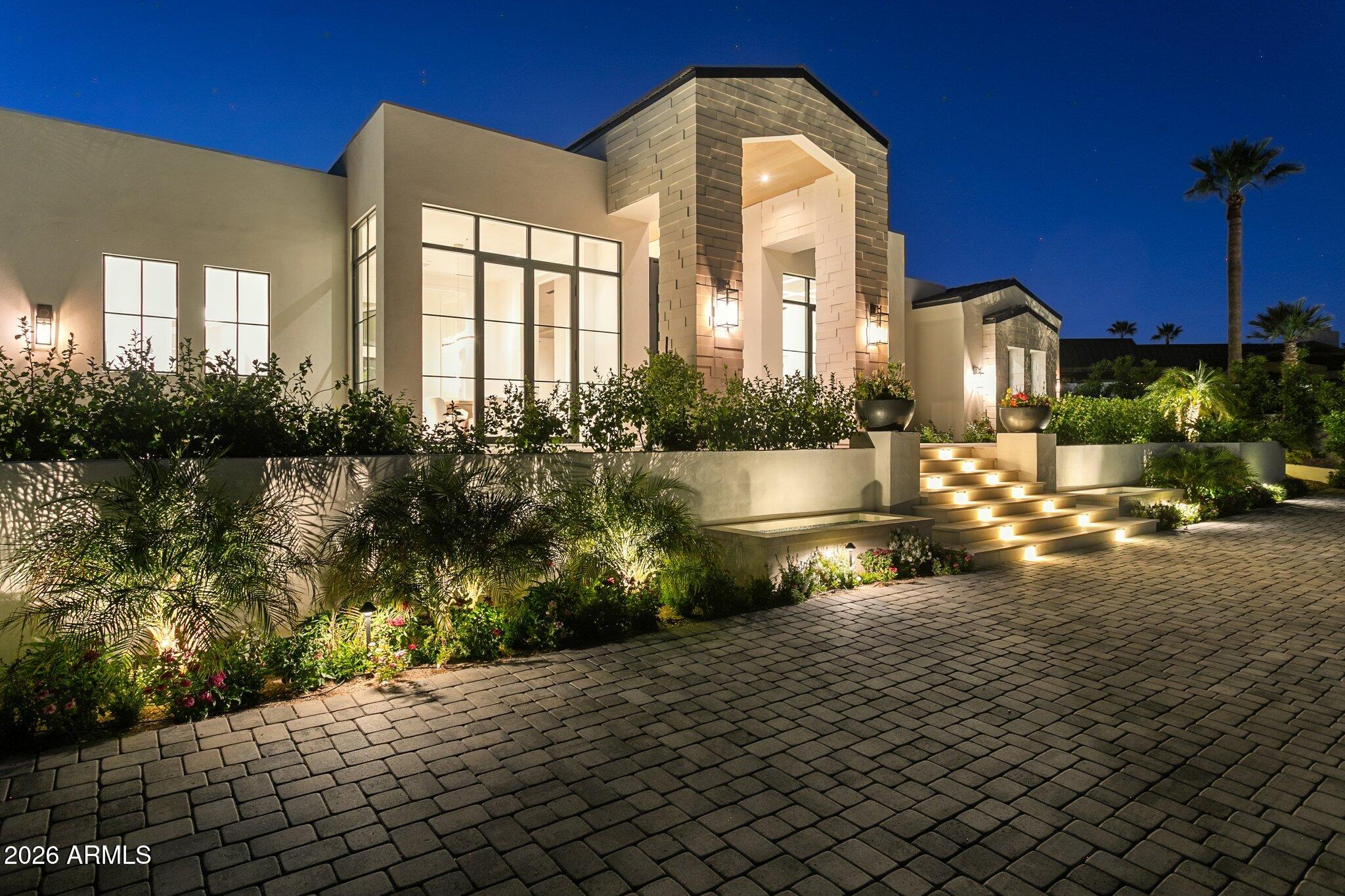 4534 E PEBBLE RIDGE Road