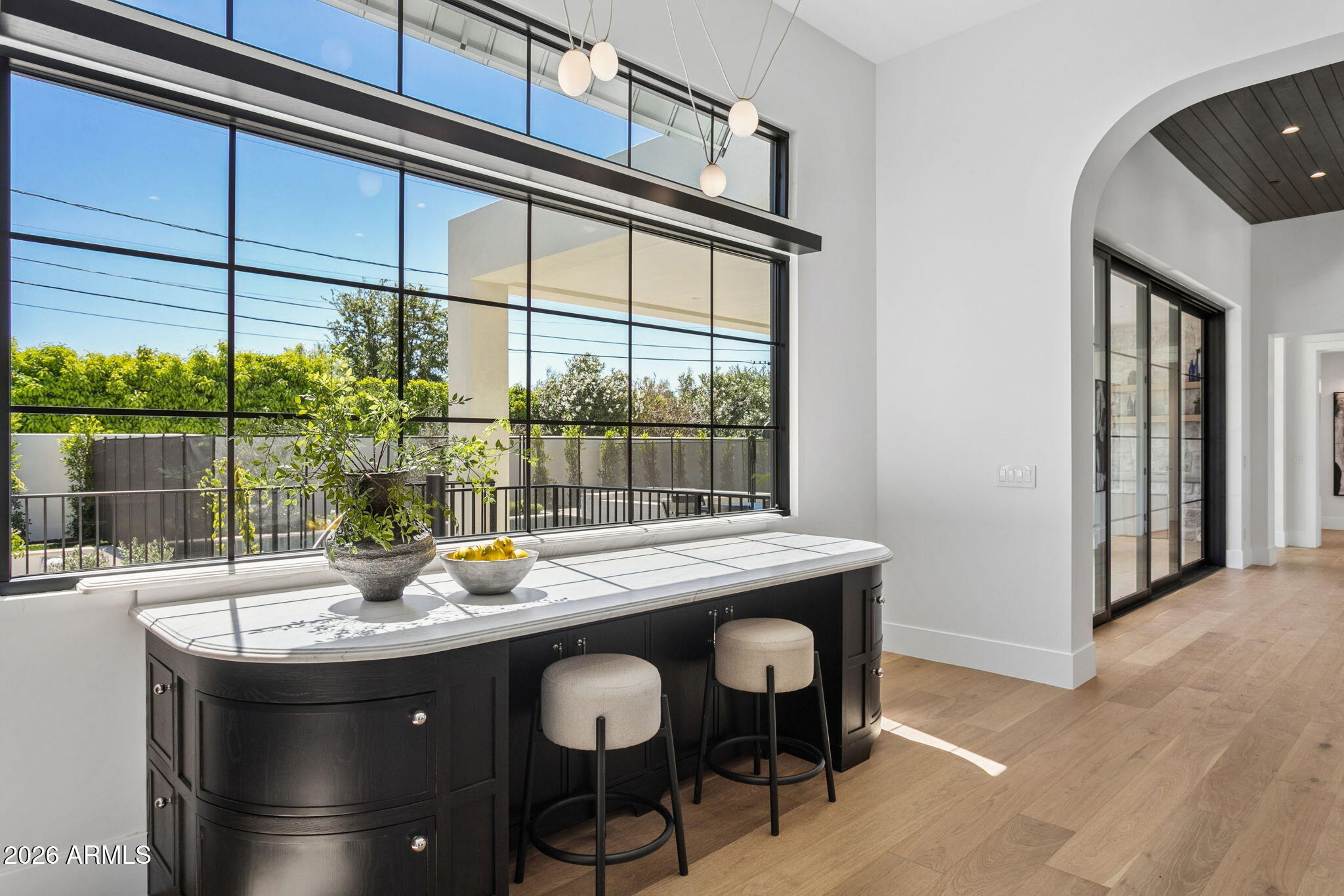 5935 E CALLE TUBERIA