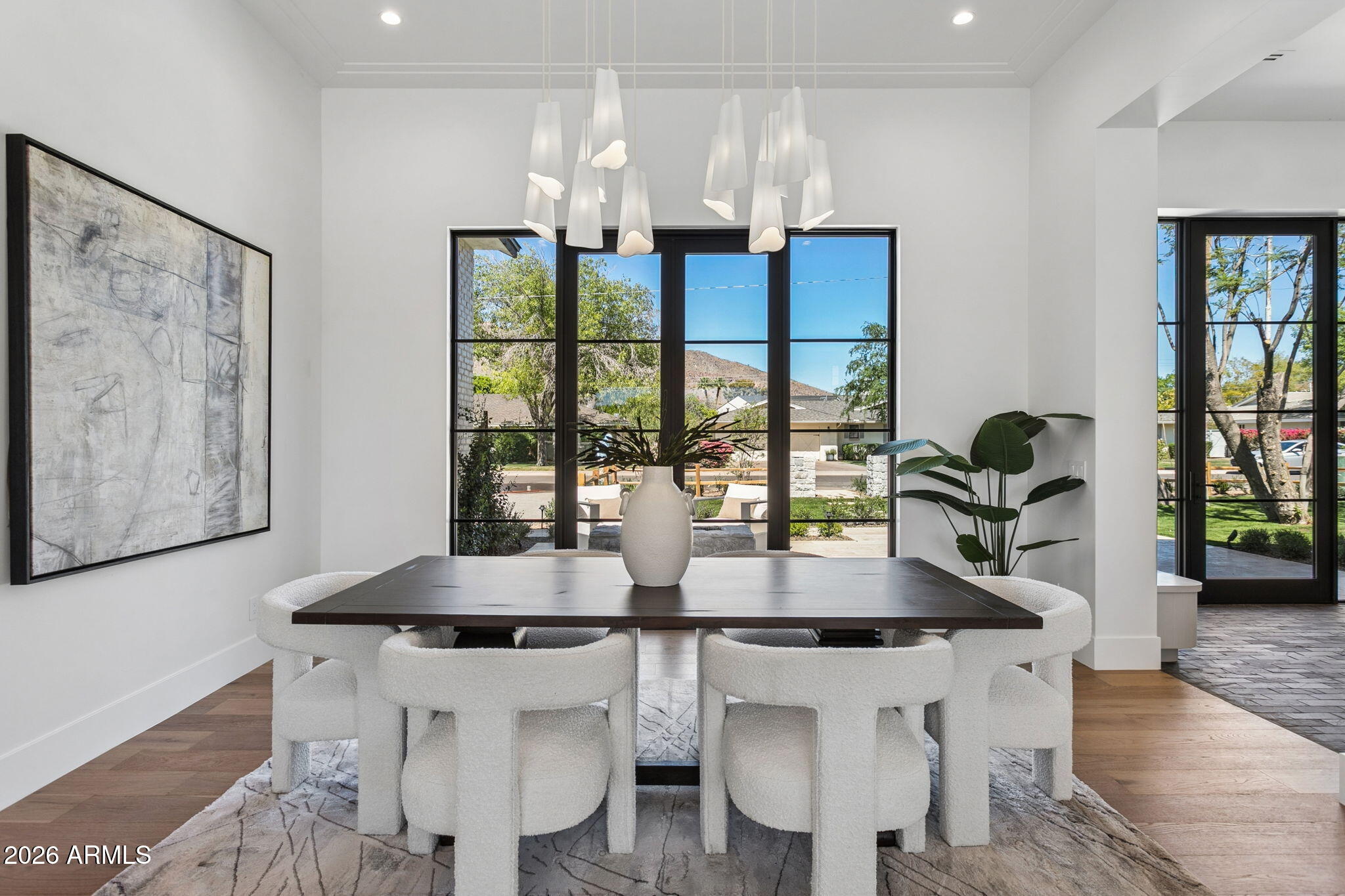 5935 E CALLE TUBERIA