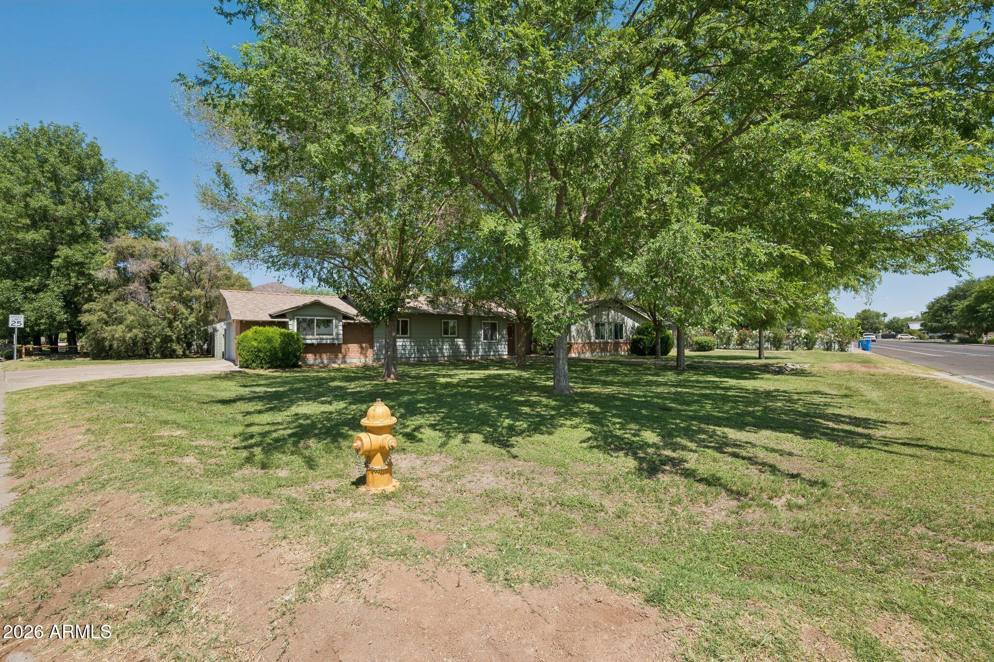 4902 E OSBORN Road