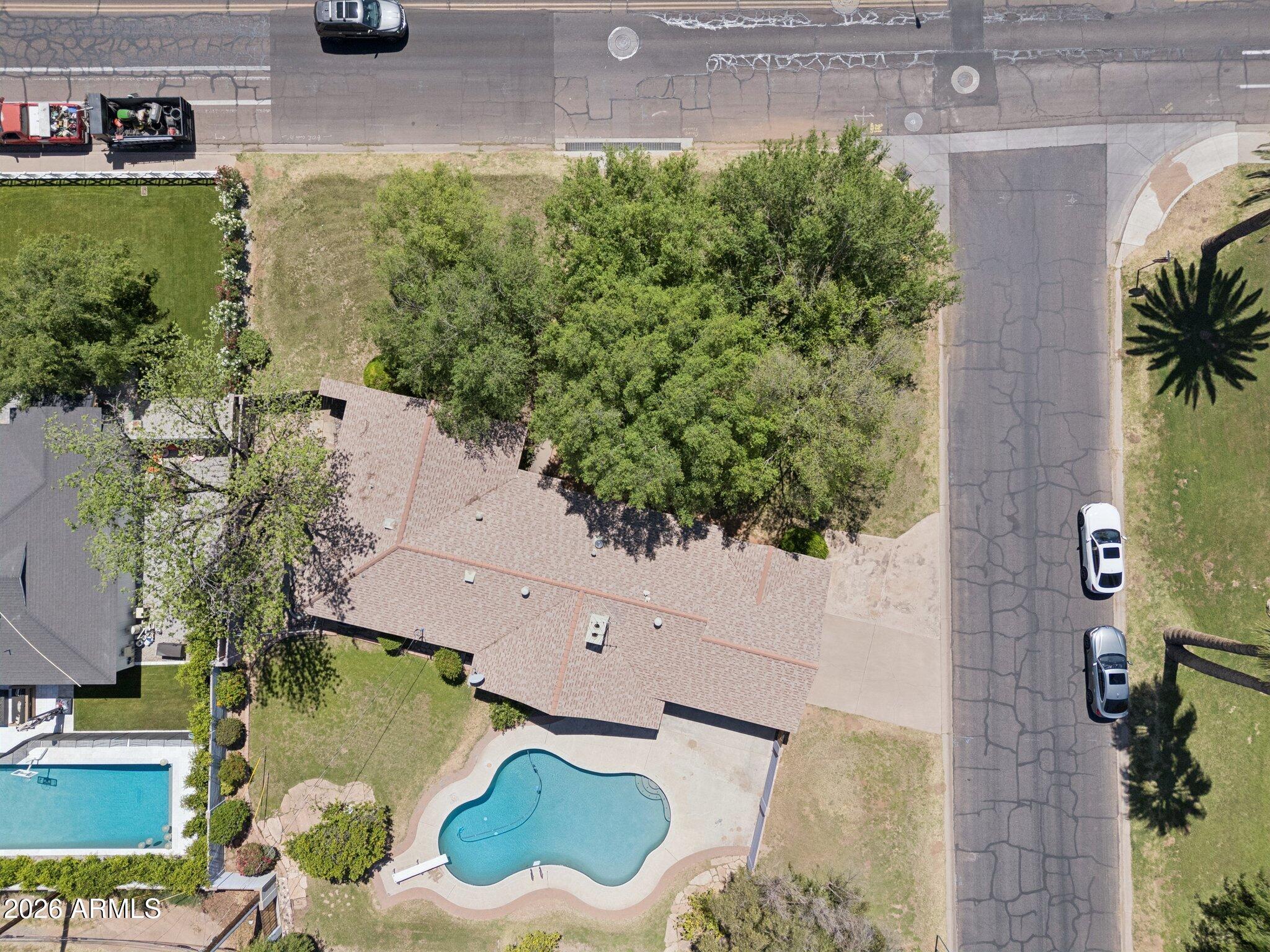 4902 E OSBORN Road