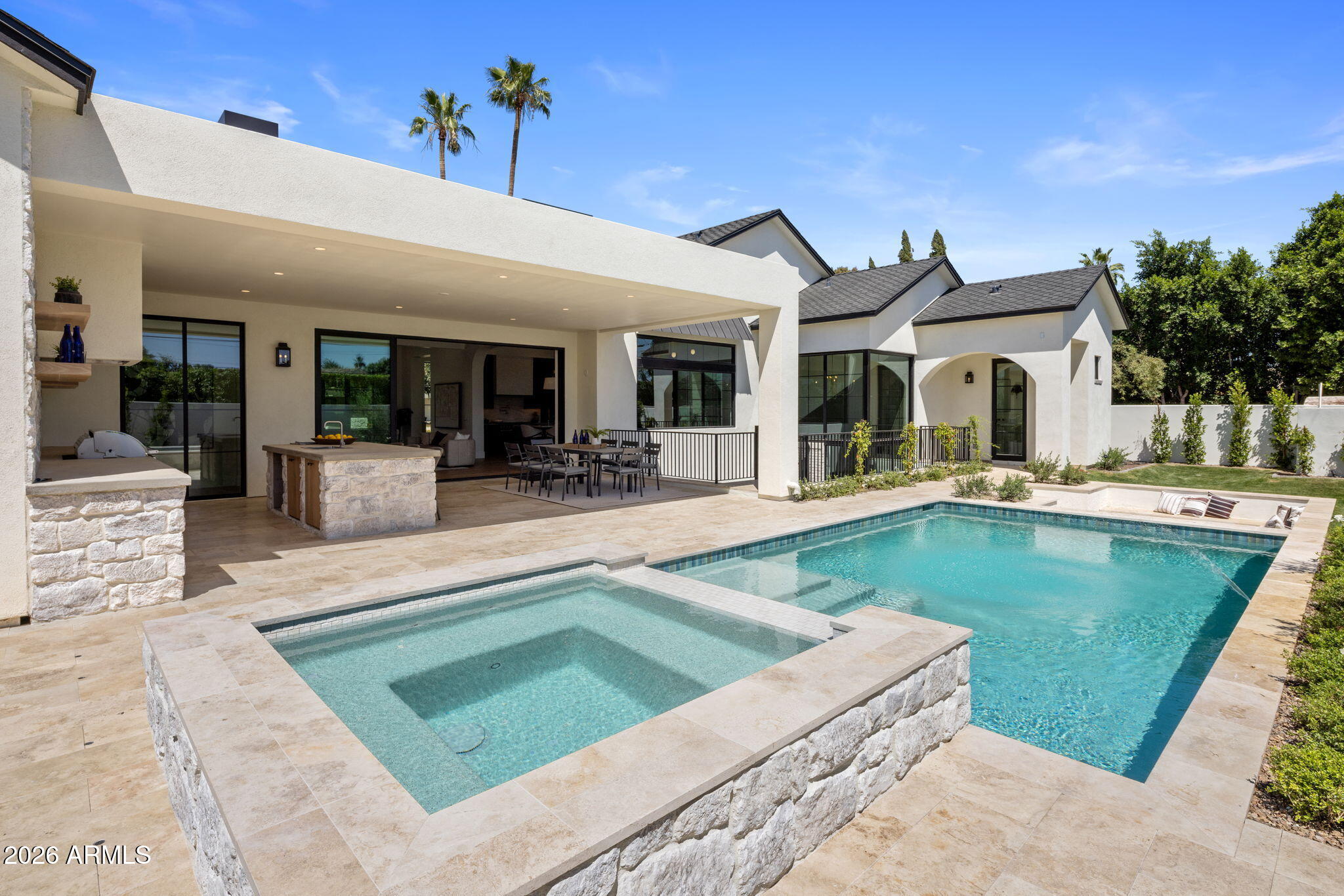 5935 E CALLE TUBERIA