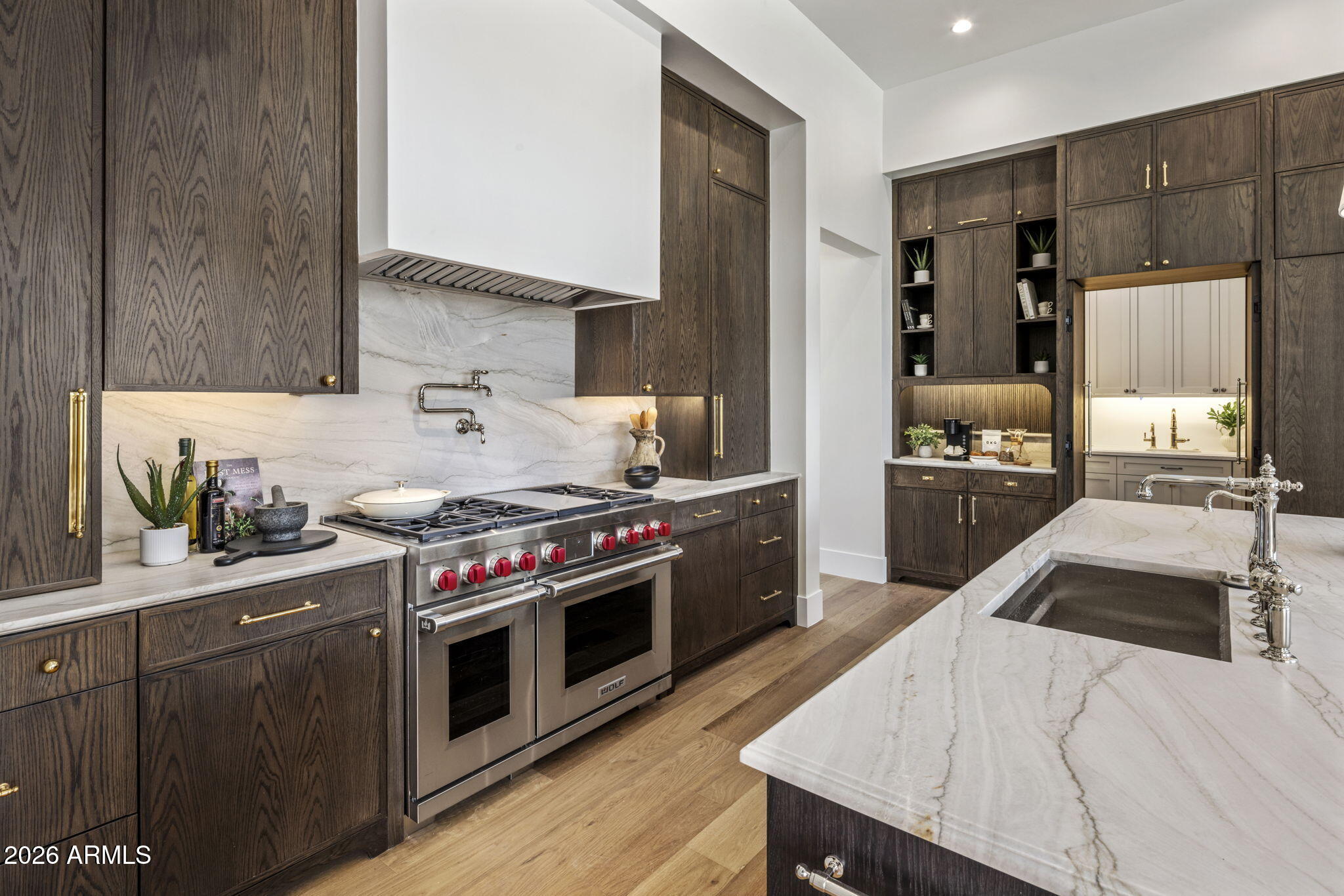 5935 E CALLE TUBERIA