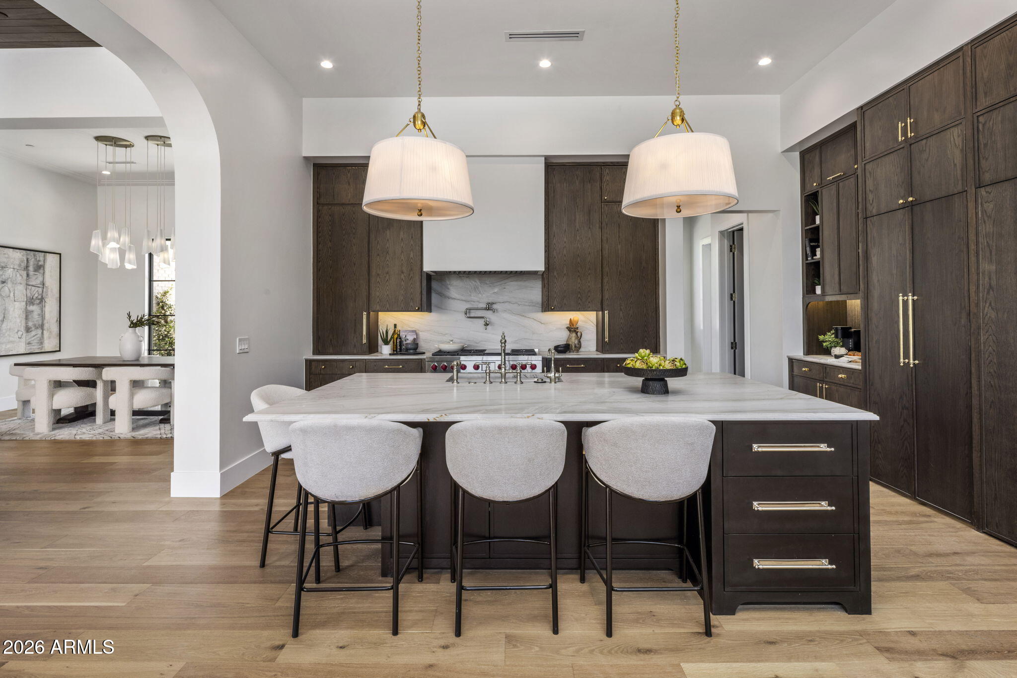 5935 E CALLE TUBERIA