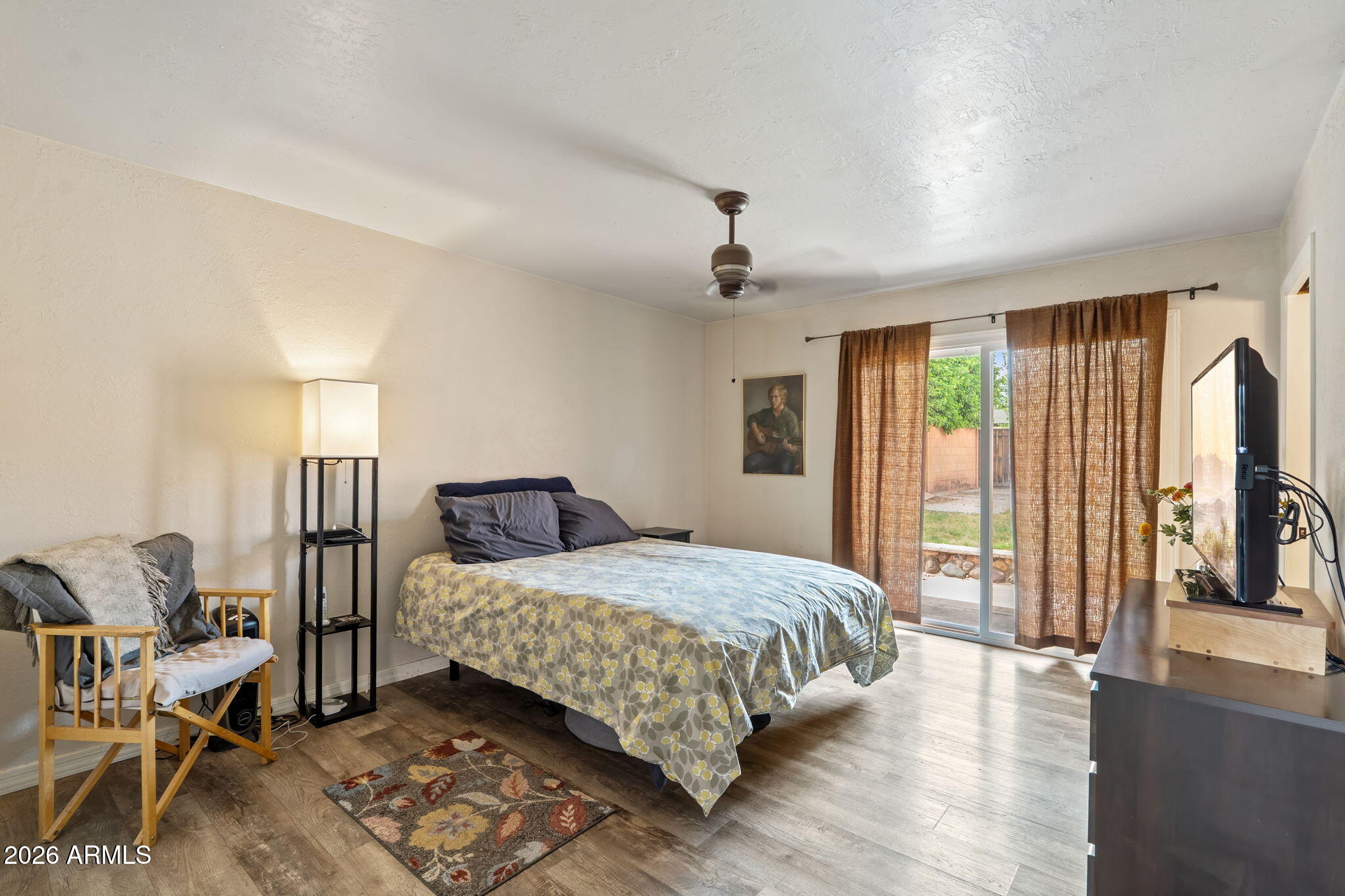 3332 E MEDLOCK Drive