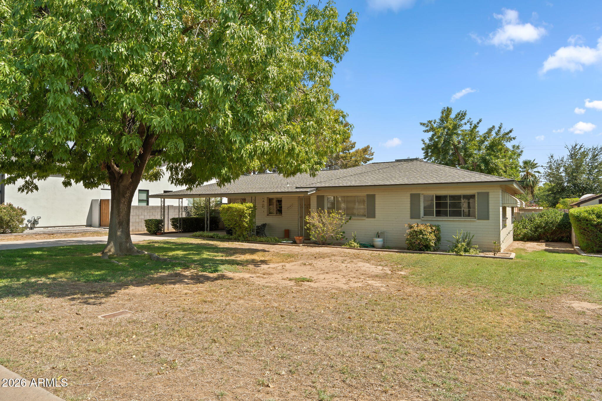 3447 E COOLIDGE Street