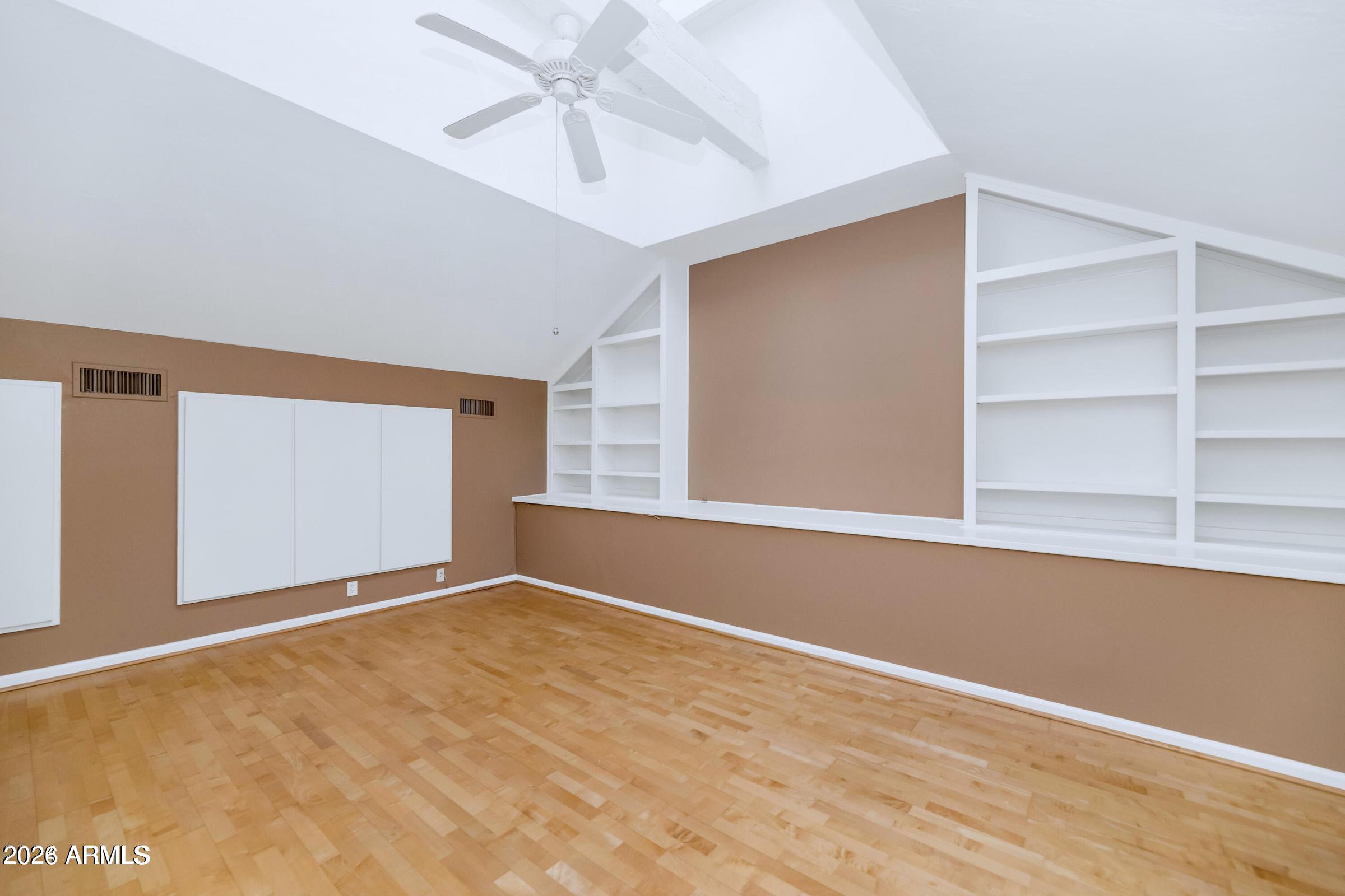 7113 E ARLINGTON Road