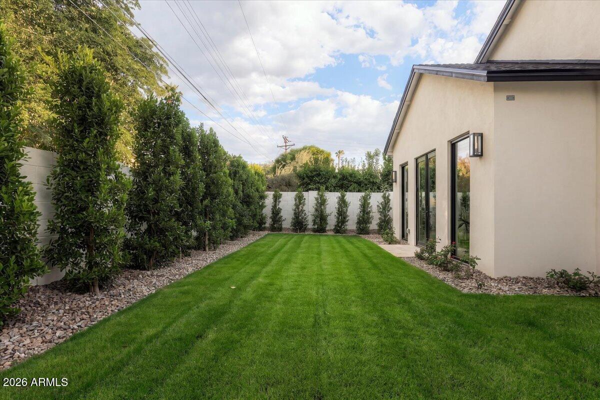 4510 E CALLE TUBERIA